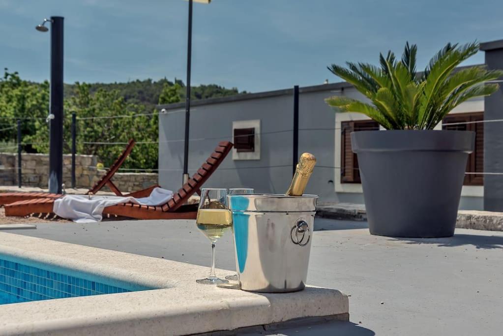 Luxury Villa,private pool, sauna,Jacuzzi,near Split