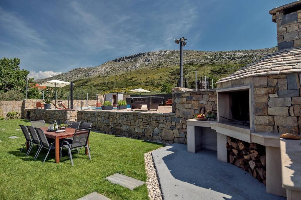 Luxury Villa,private pool, sauna,Jacuzzi,near Split
