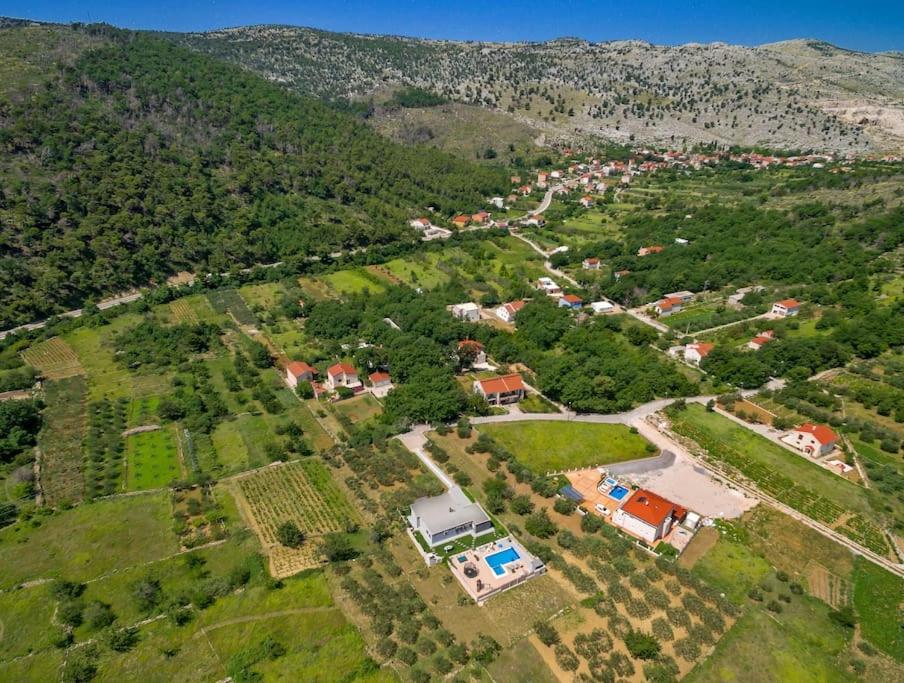 Luxury Villa,private pool, sauna,Jacuzzi,near Split