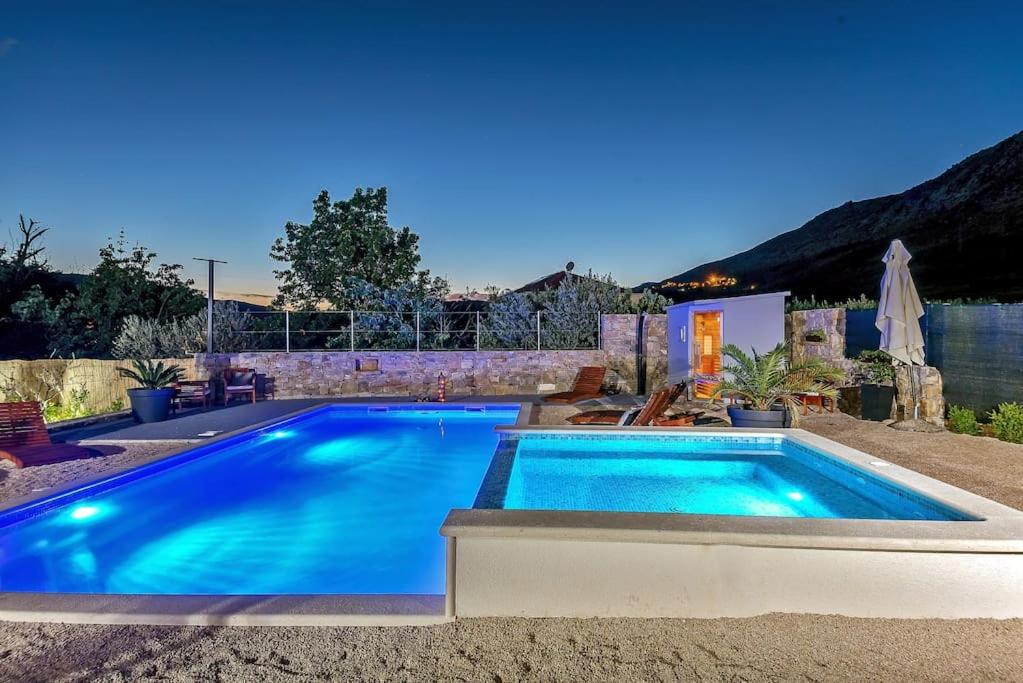 Luxury Villa,private pool, sauna,Jacuzzi,near Split