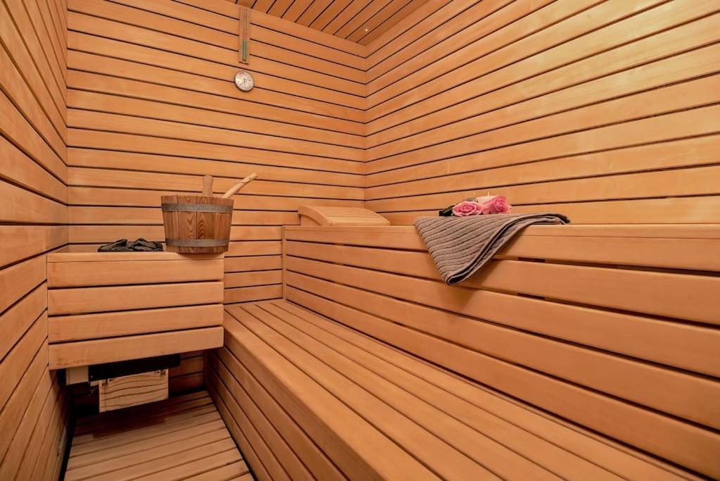 Luxury Villa,private pool, sauna,Jacuzzi,near Split