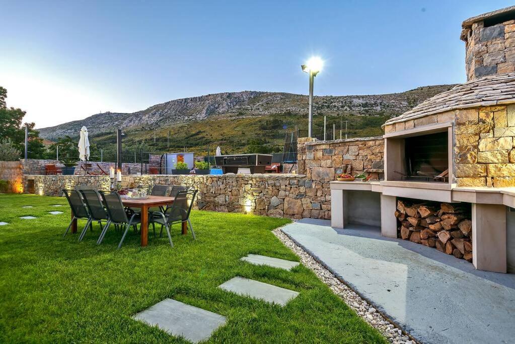 Luxury Villa,private pool, sauna,Jacuzzi,near Split