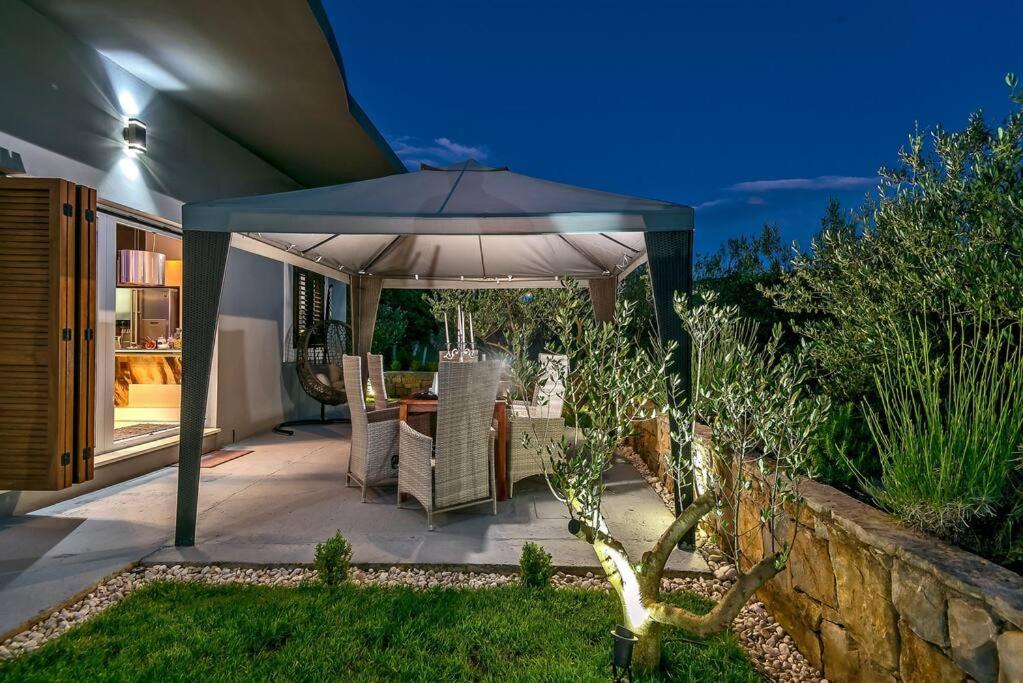 Luxury Villa,private pool, sauna,Jacuzzi,near Split