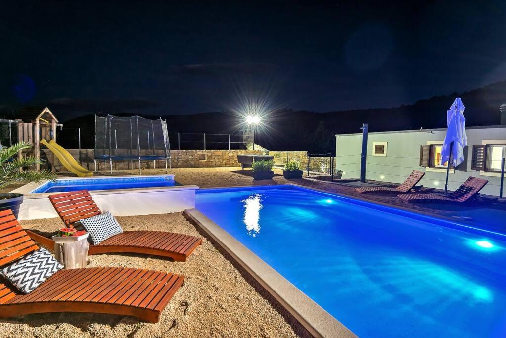 Luxury Villa,private pool, sauna,Jacuzzi,near Split