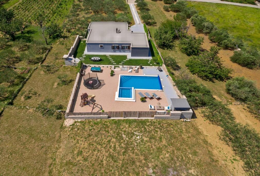 Luxury Villa,private pool, sauna,Jacuzzi,near Split