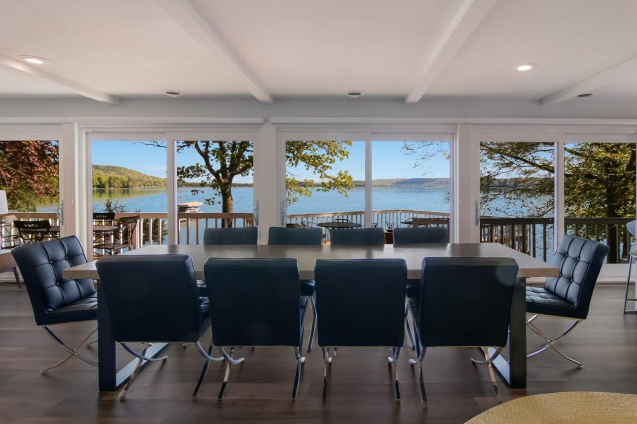 Big Glen Lakefront in Glen Arbor