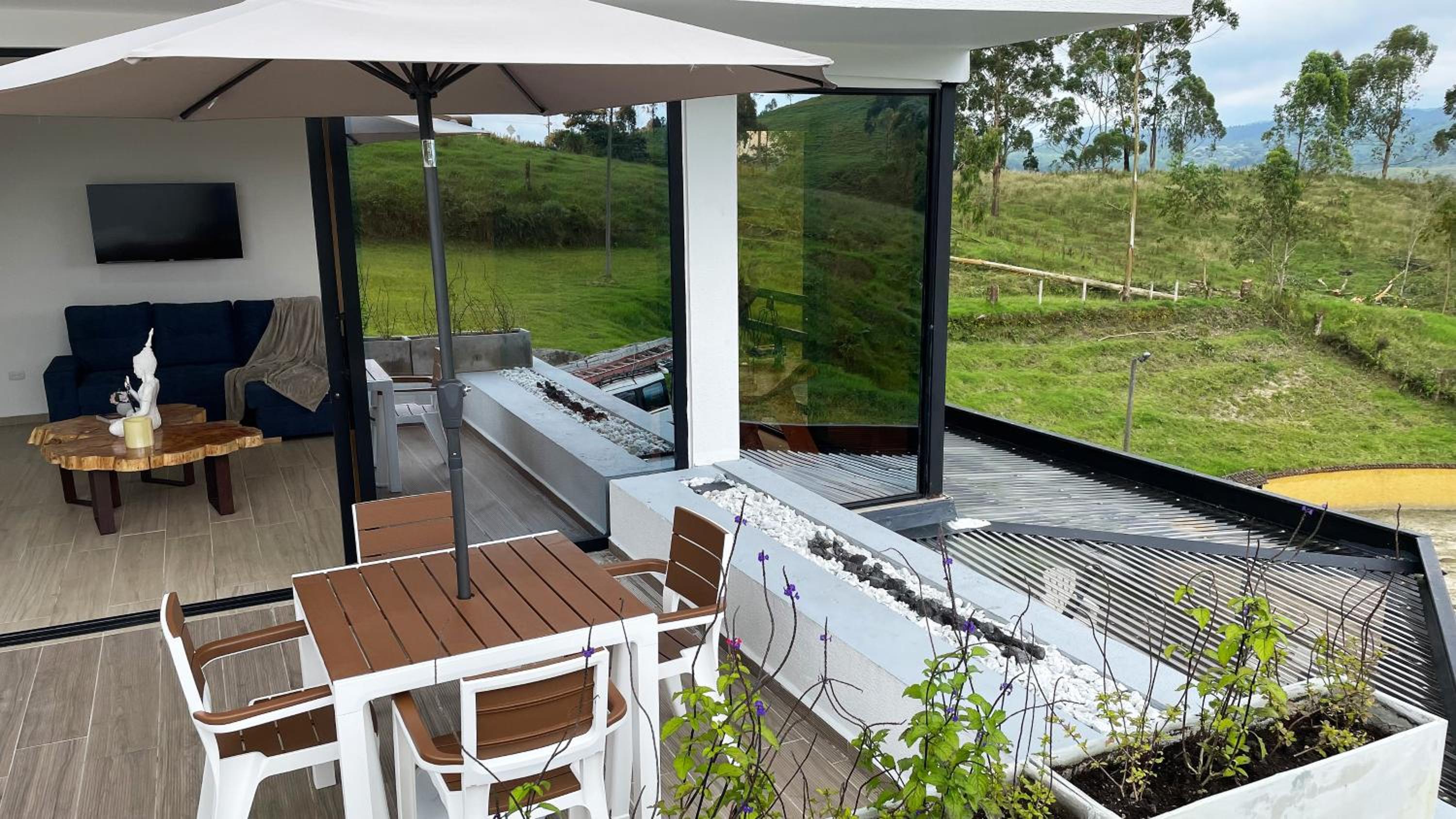 Aguas Claras Luxury Hospedaje