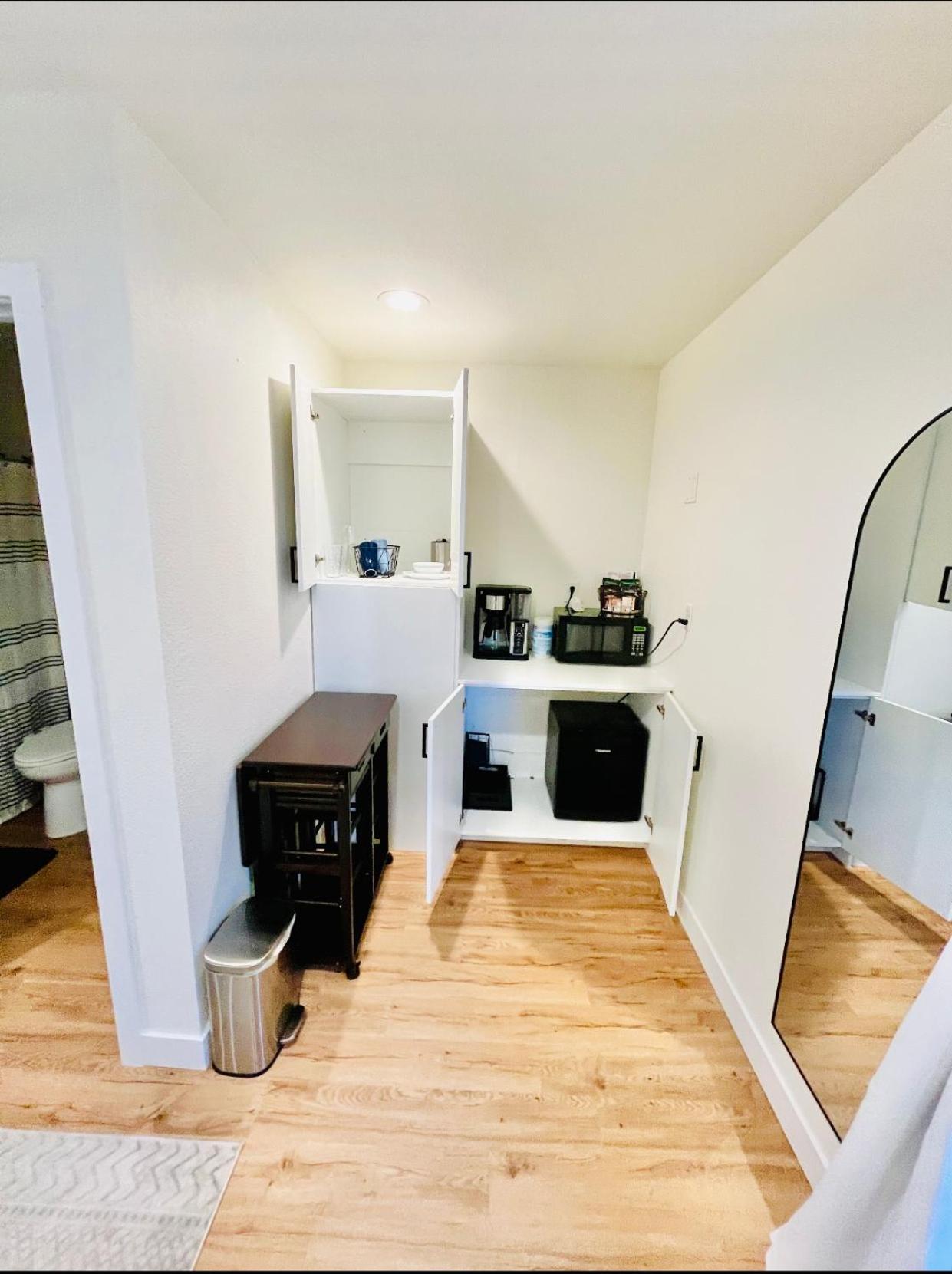 Newly Remodeled Family Friendly Home view 3
