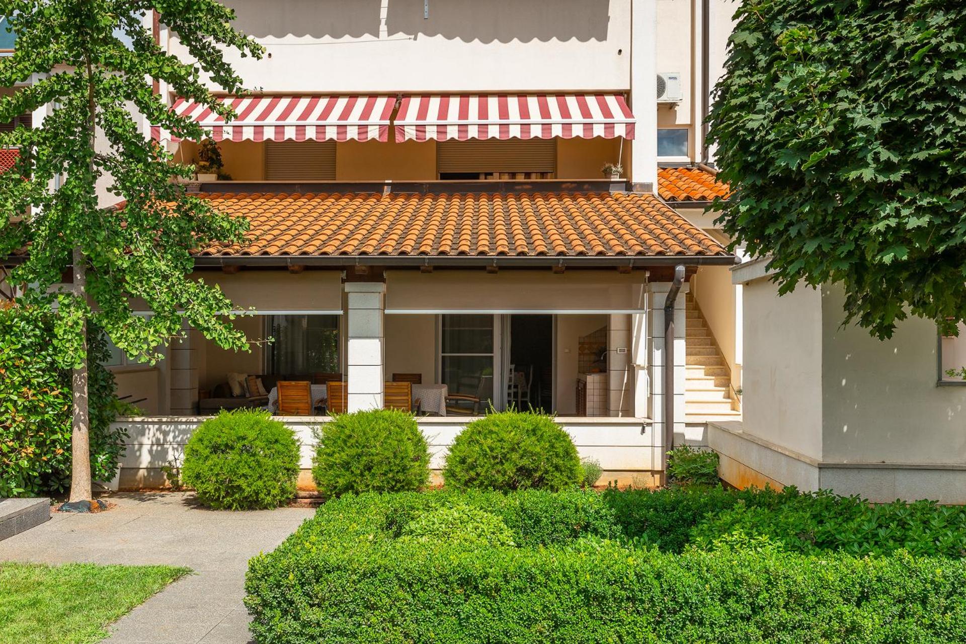 Nona's garden apartment view 2