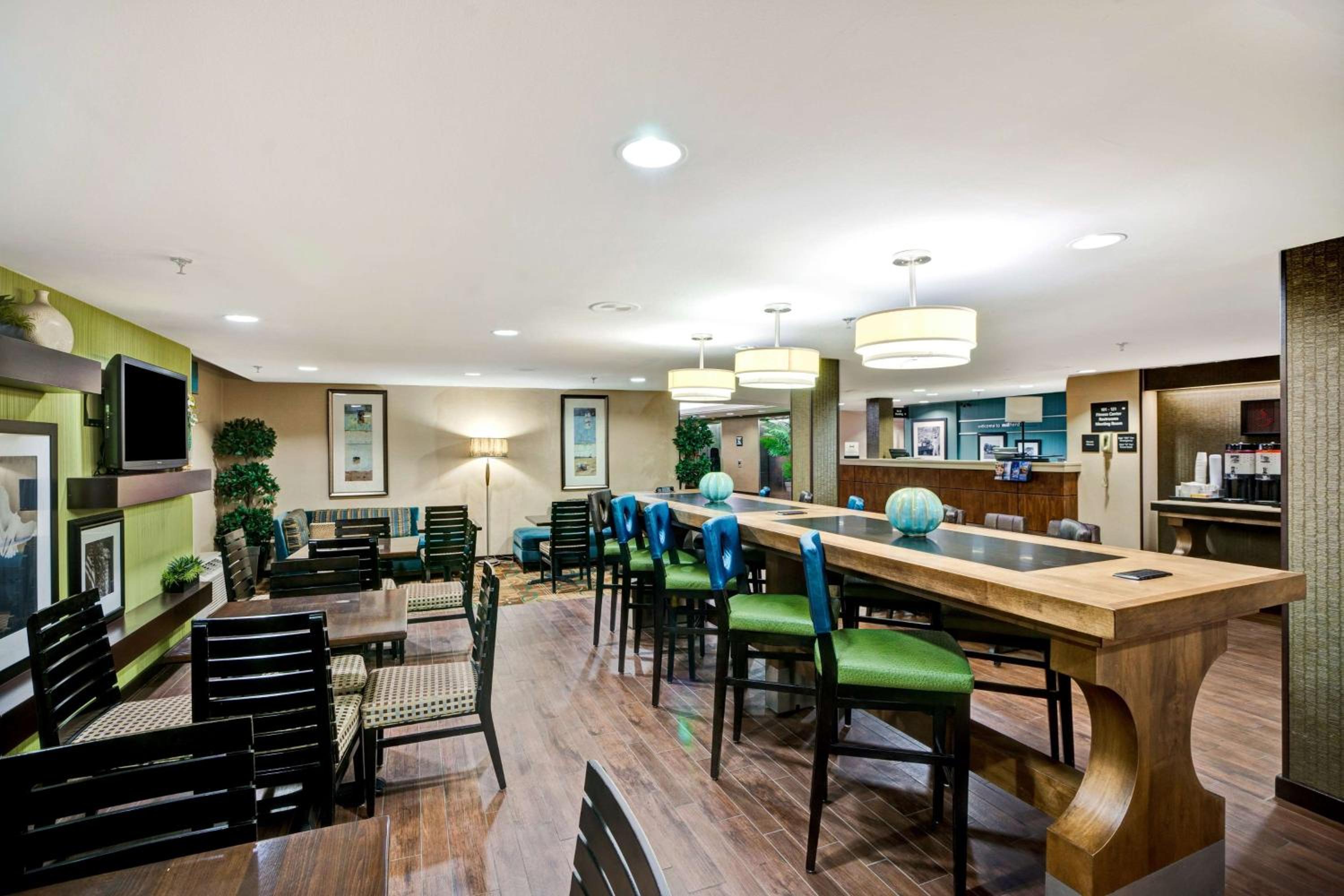 Milford Vacations - Hampton Inn by Hilton Milford - Property Image 27