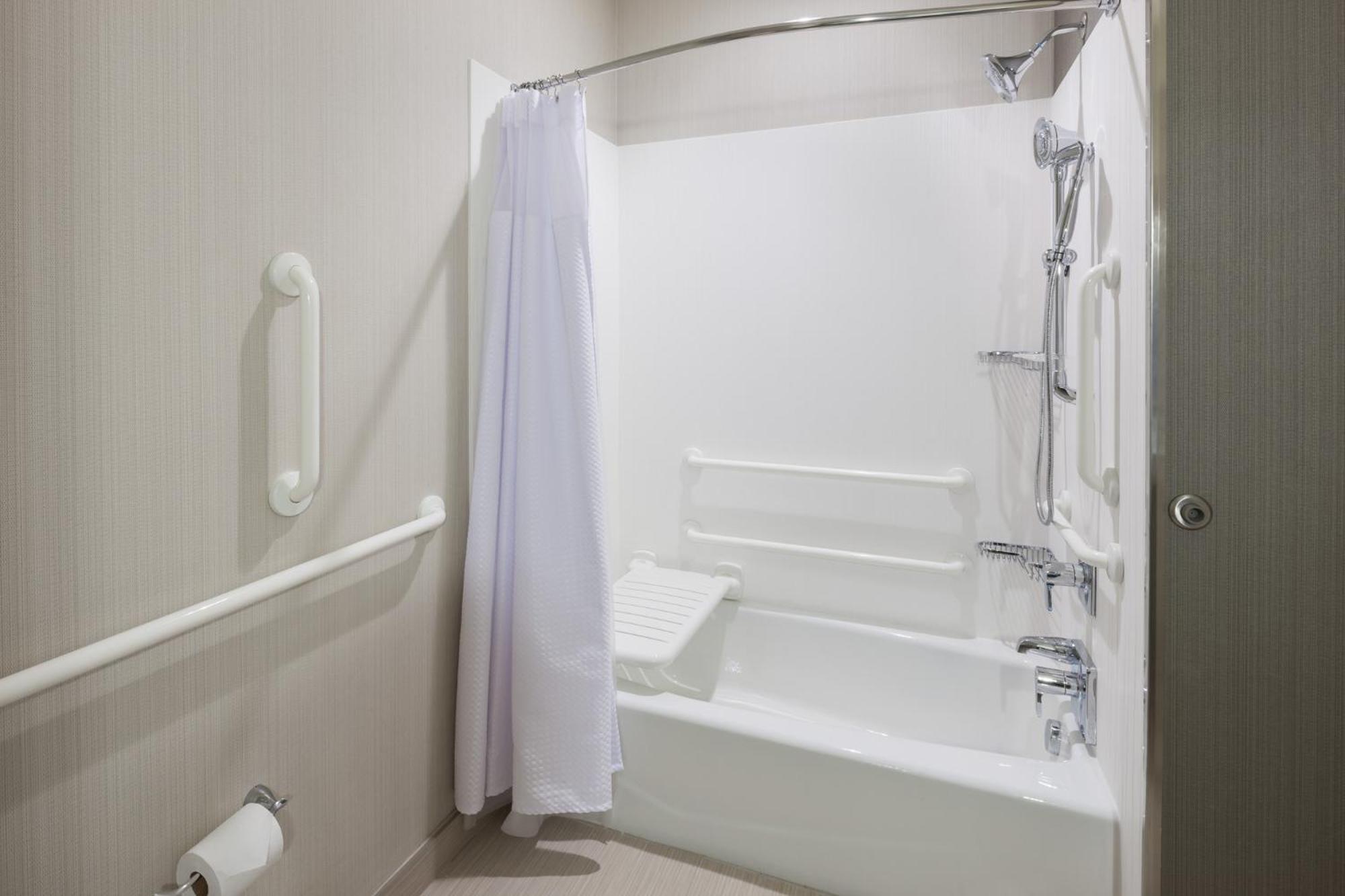Courtyard by Marriott Houston North/Shenandoah - Property Image 44