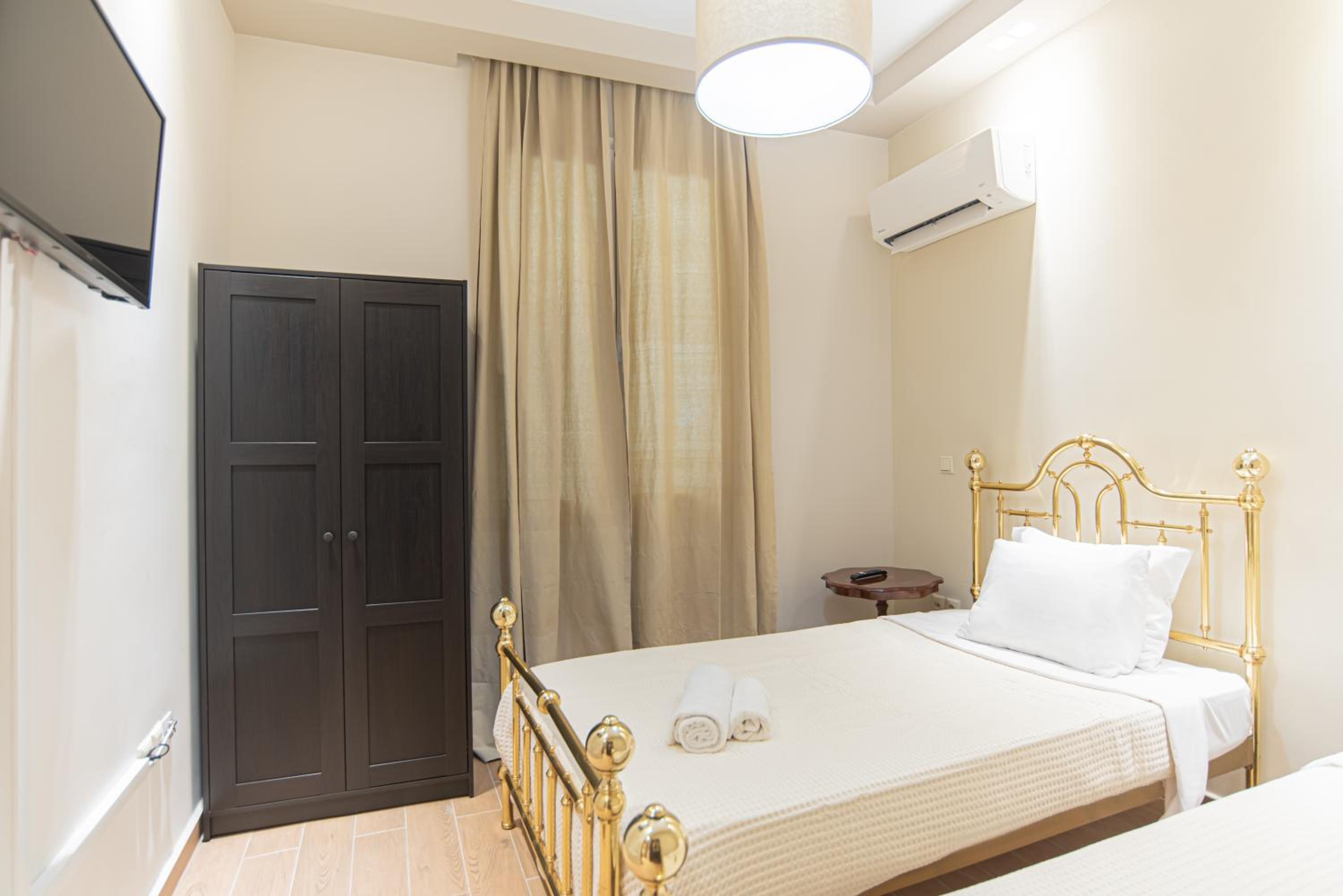 Luxury Central Apartment