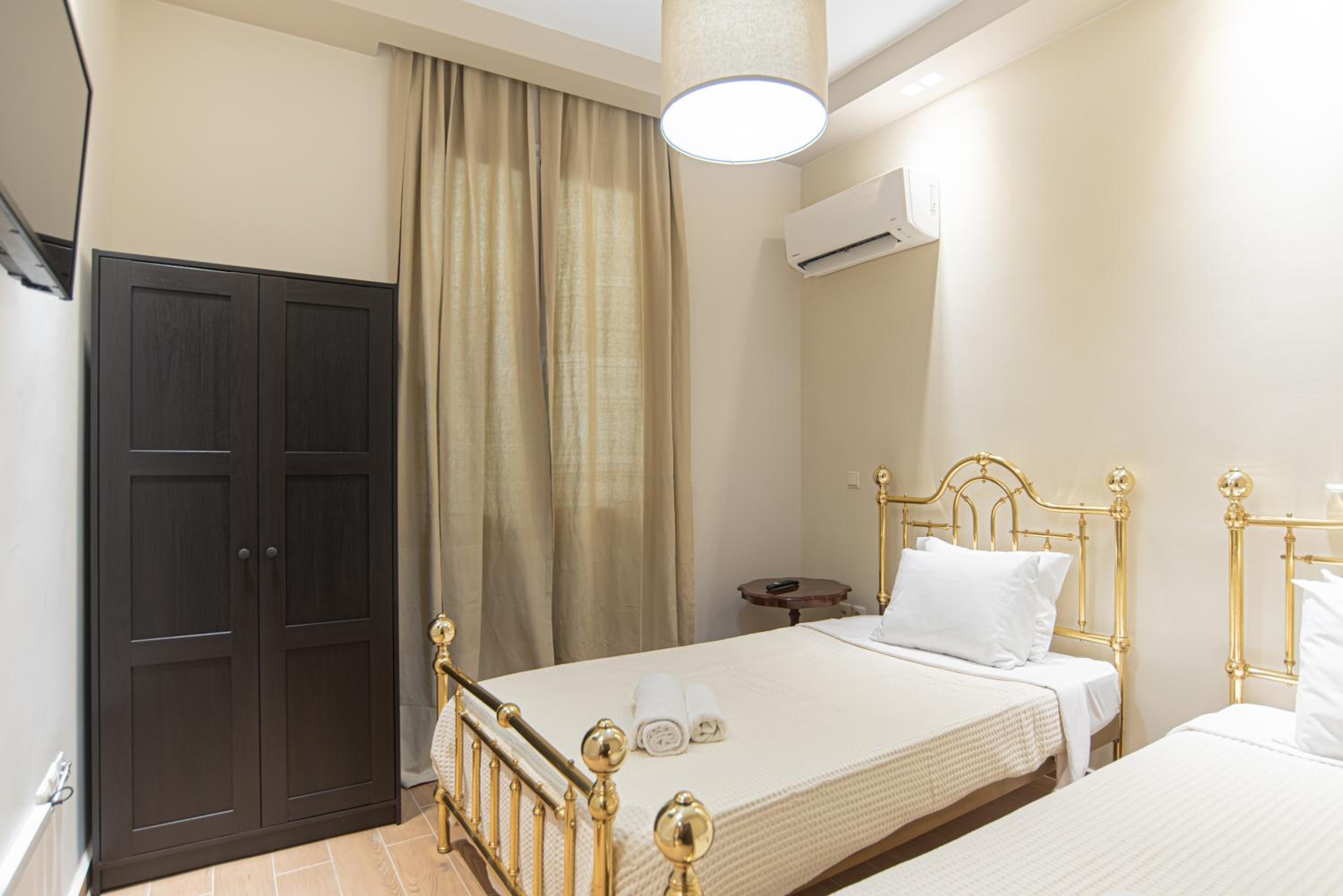 Luxury Central Apartment