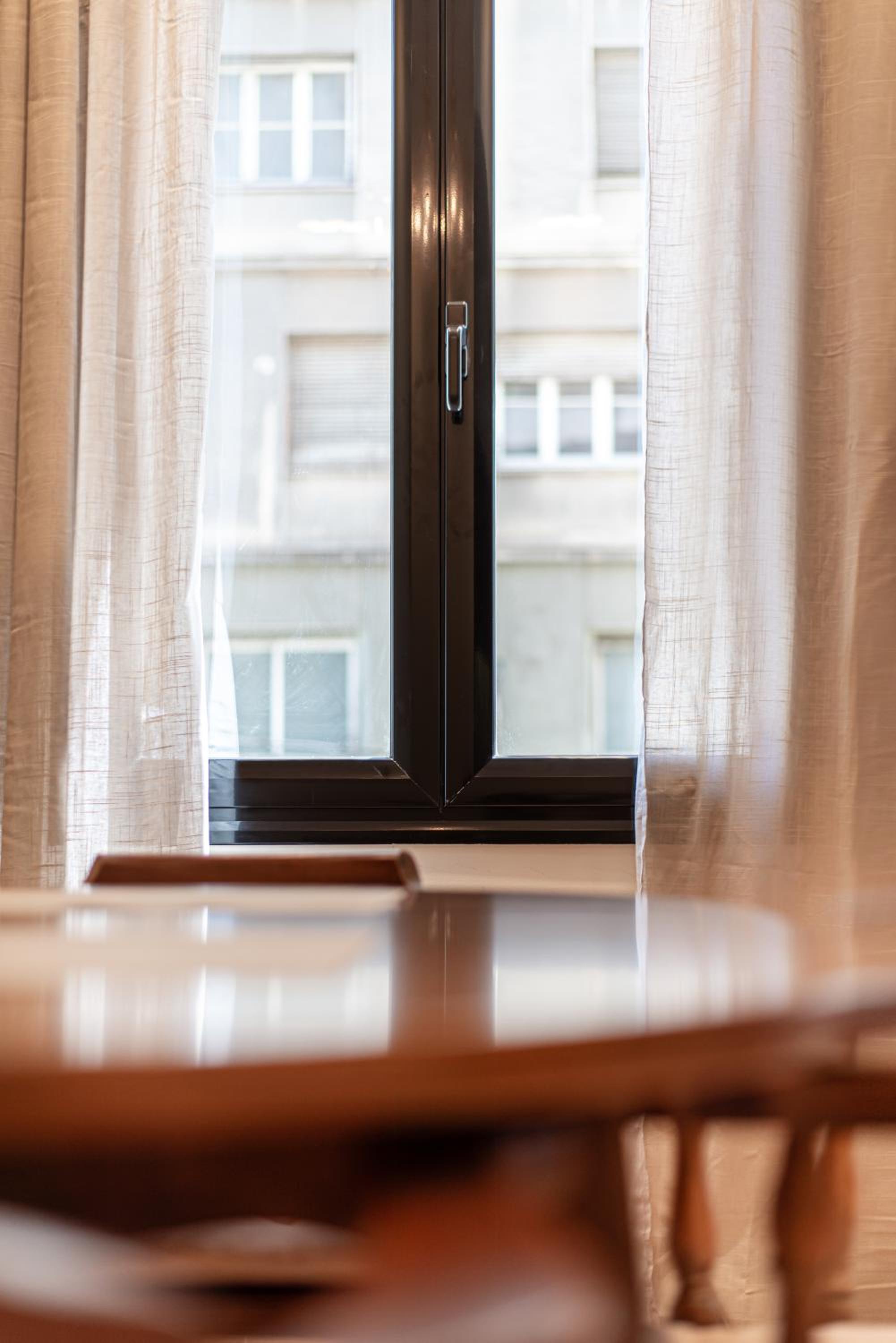 Luxury Central Apartment