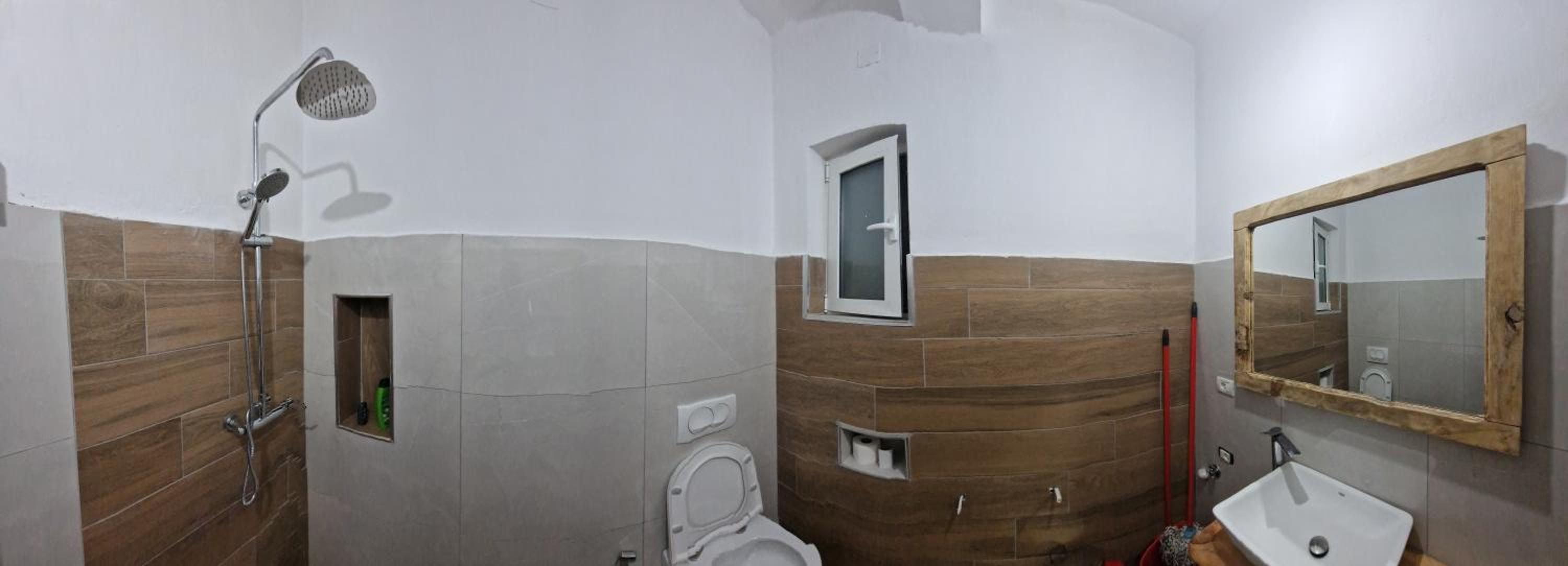 Bujtinat Skenderi Gjinar 2