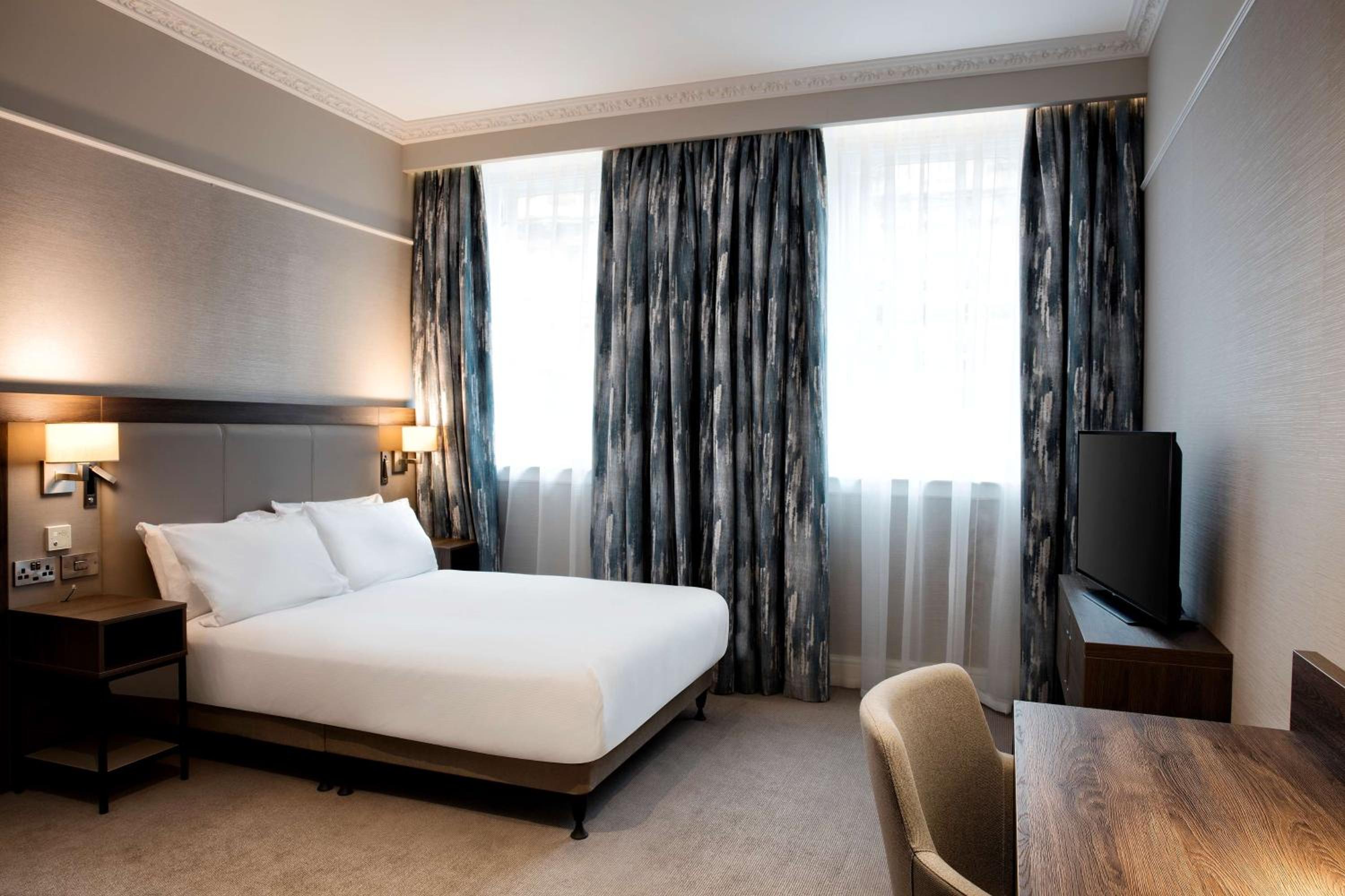 Hilton Edinburgh Carlton-1