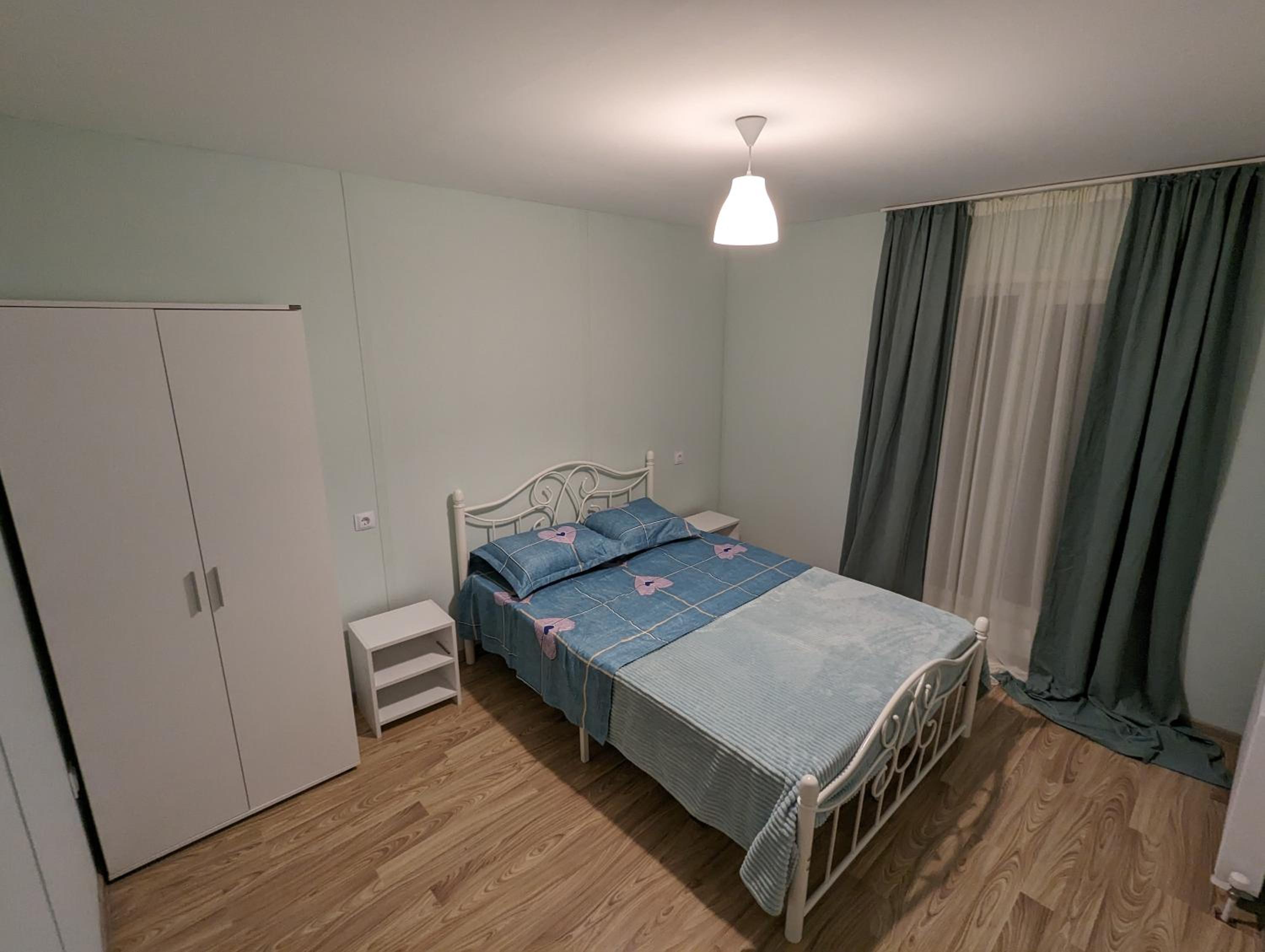 Sunshine Inn Buriani