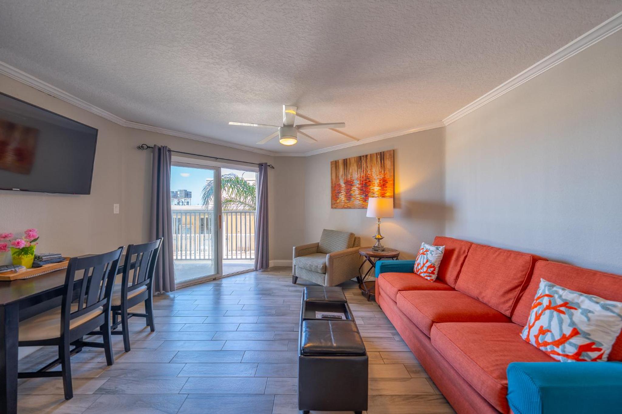 Condo On The Beach - Heated Pool - Self Check-in view 4