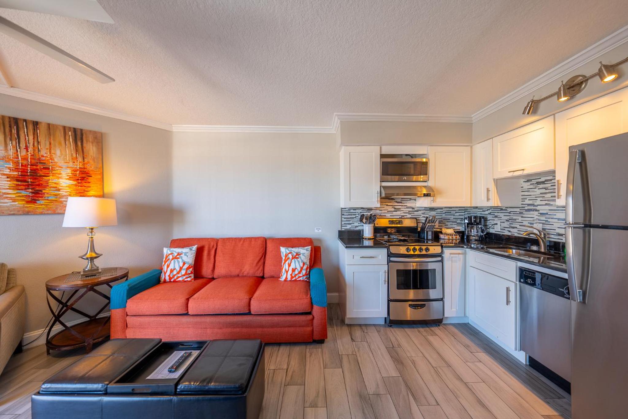 Condo On The Beach - Heated Pool - Self Check-in view 3