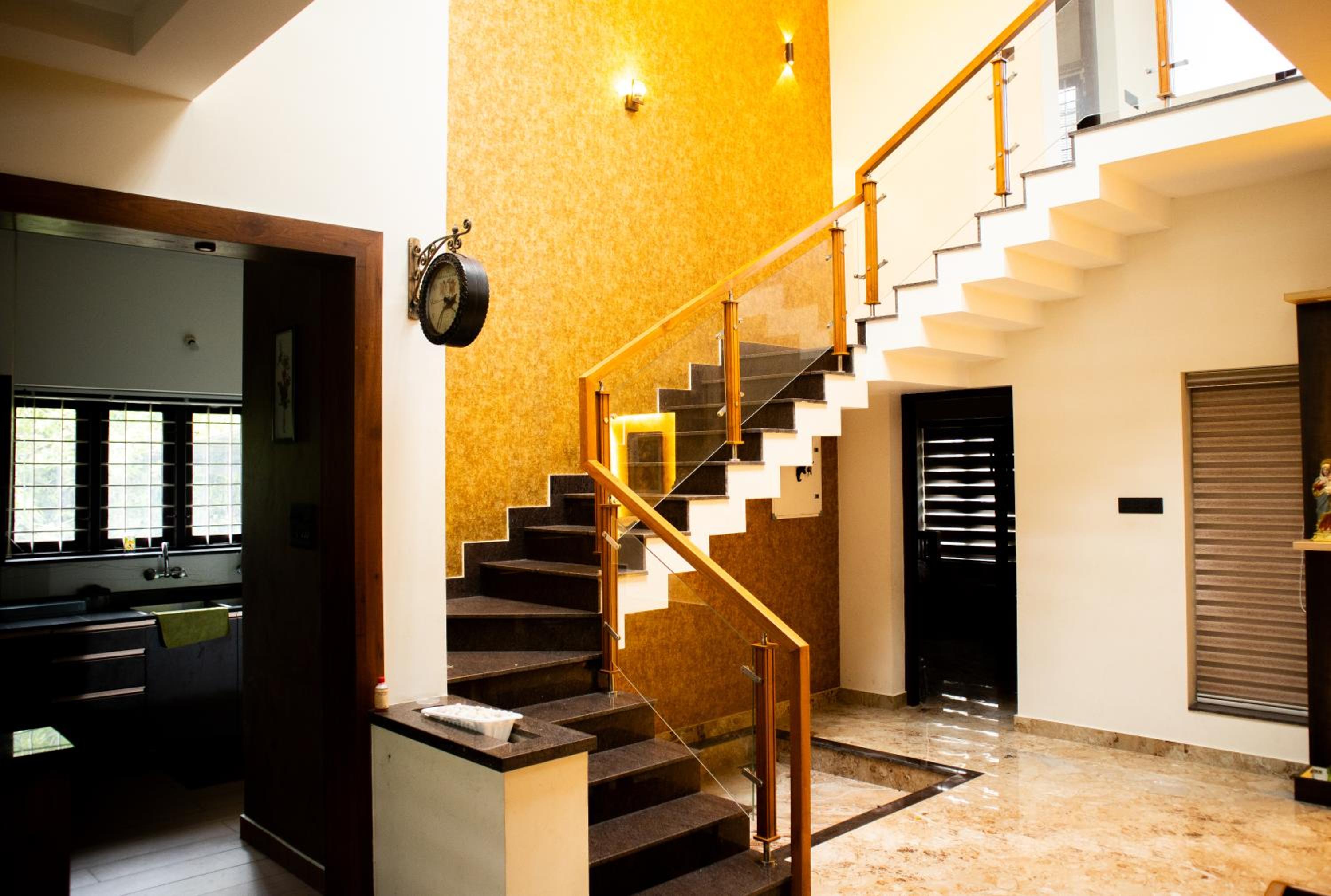 JP Haven - Luxurious 4 AC Bedroom Villa, Ernakulam view 2