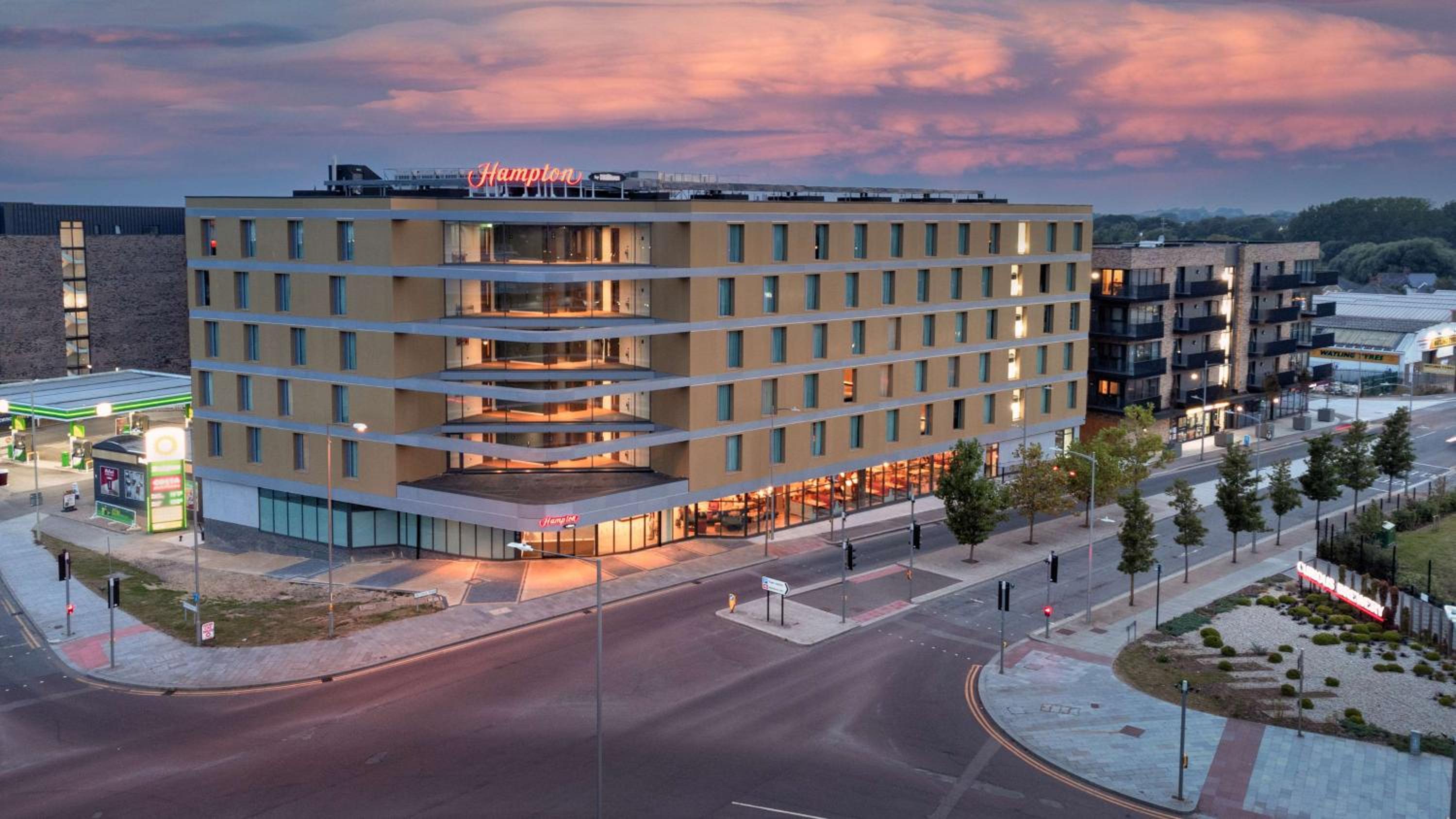 Ashford Vacations - Hampton by Hilton Ashford International - Property Image 1