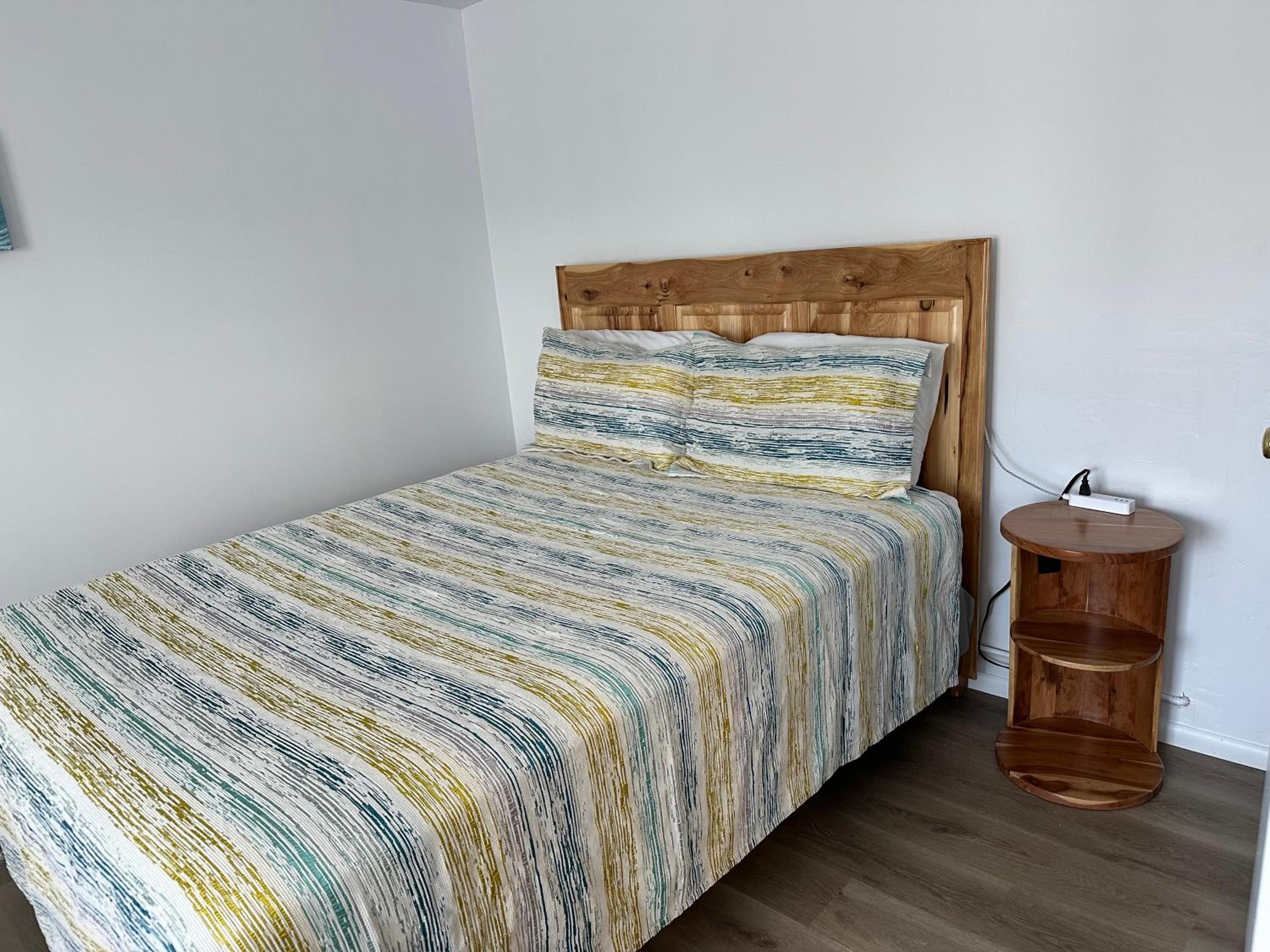 Lamplighter Lodge