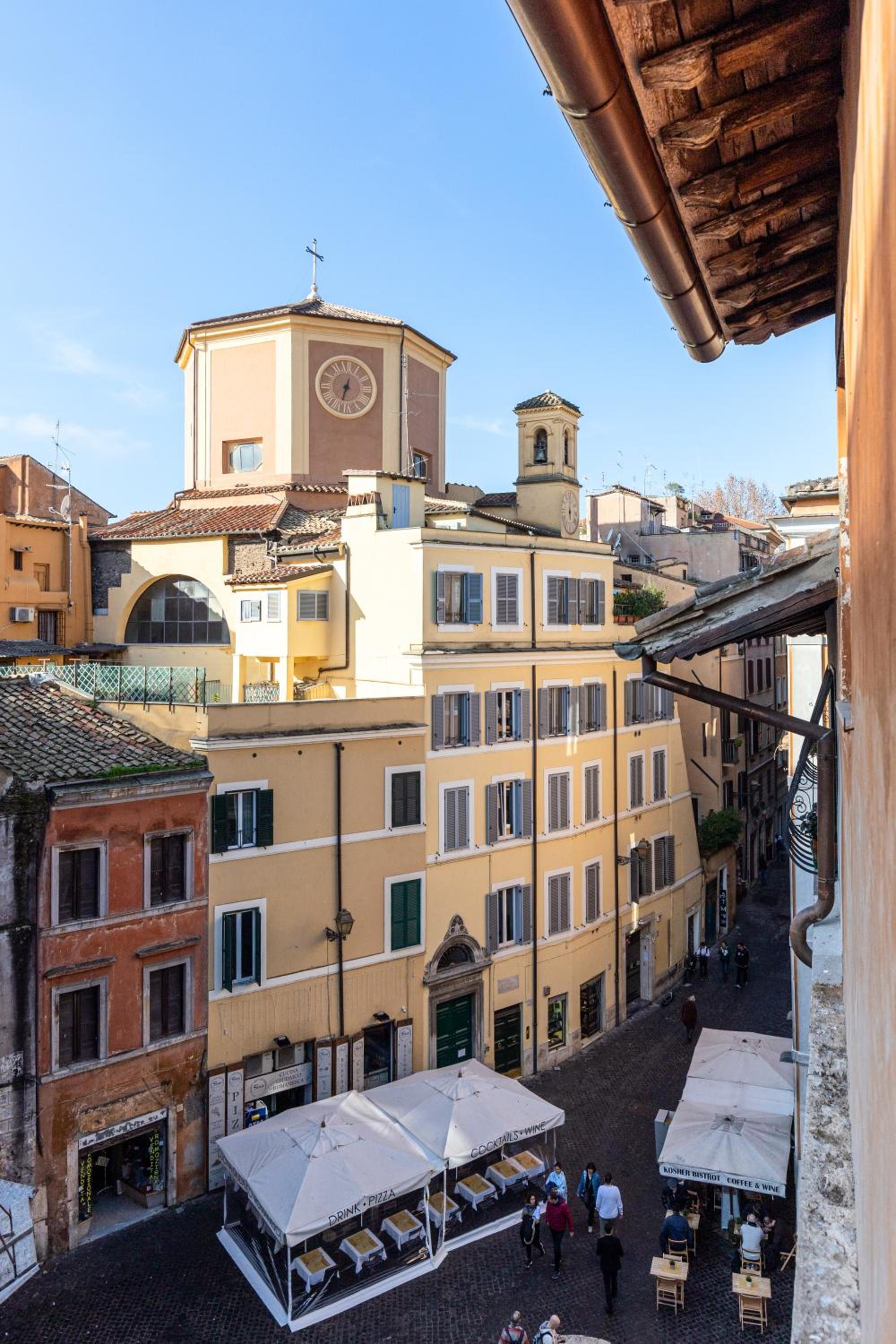 Manilio Ghetto Ancient Rome