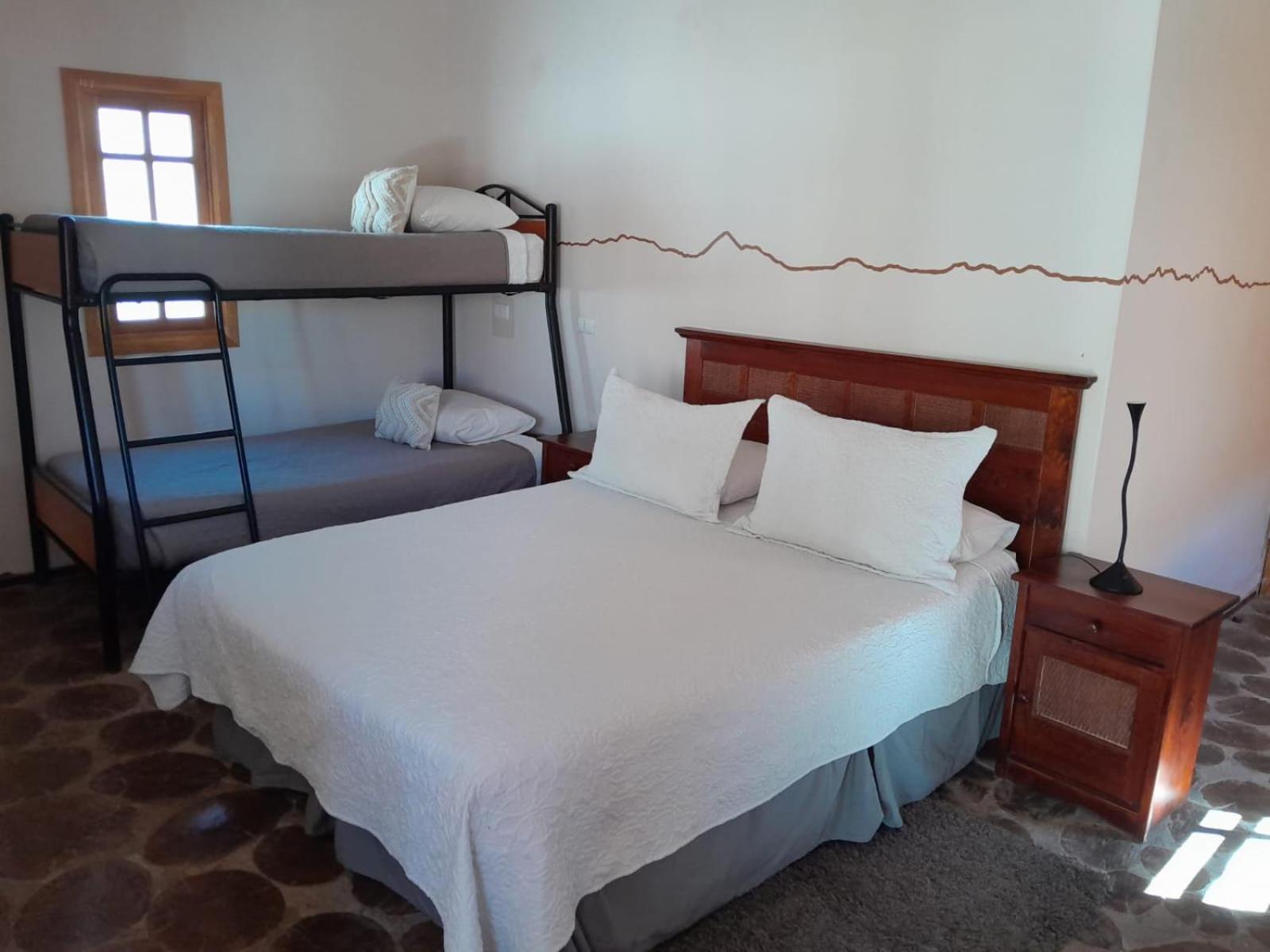 Hotel-Camping Takha Takha