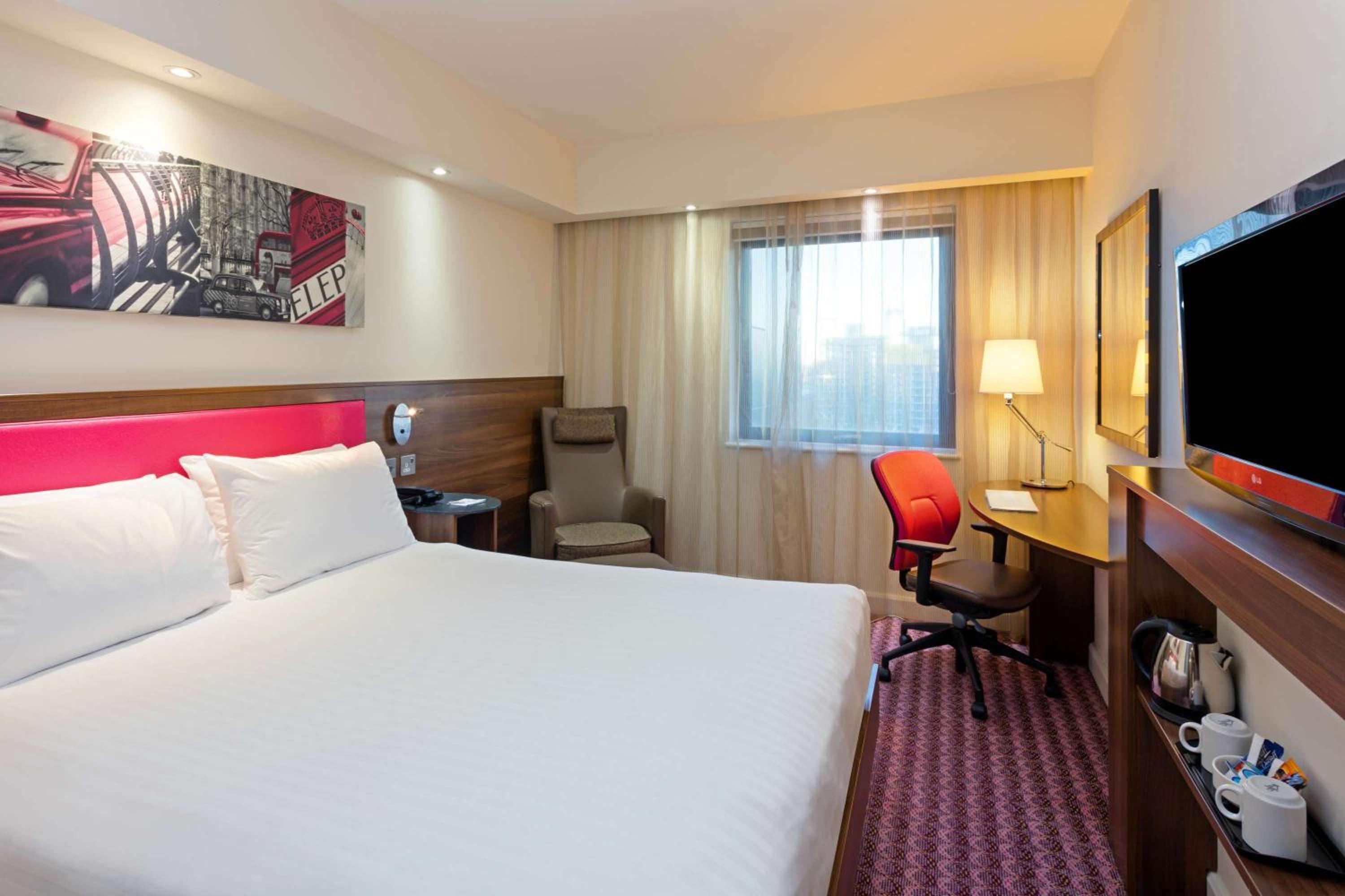 Croydon Vacations - Hampton by Hilton London Croydon - Property Image 5