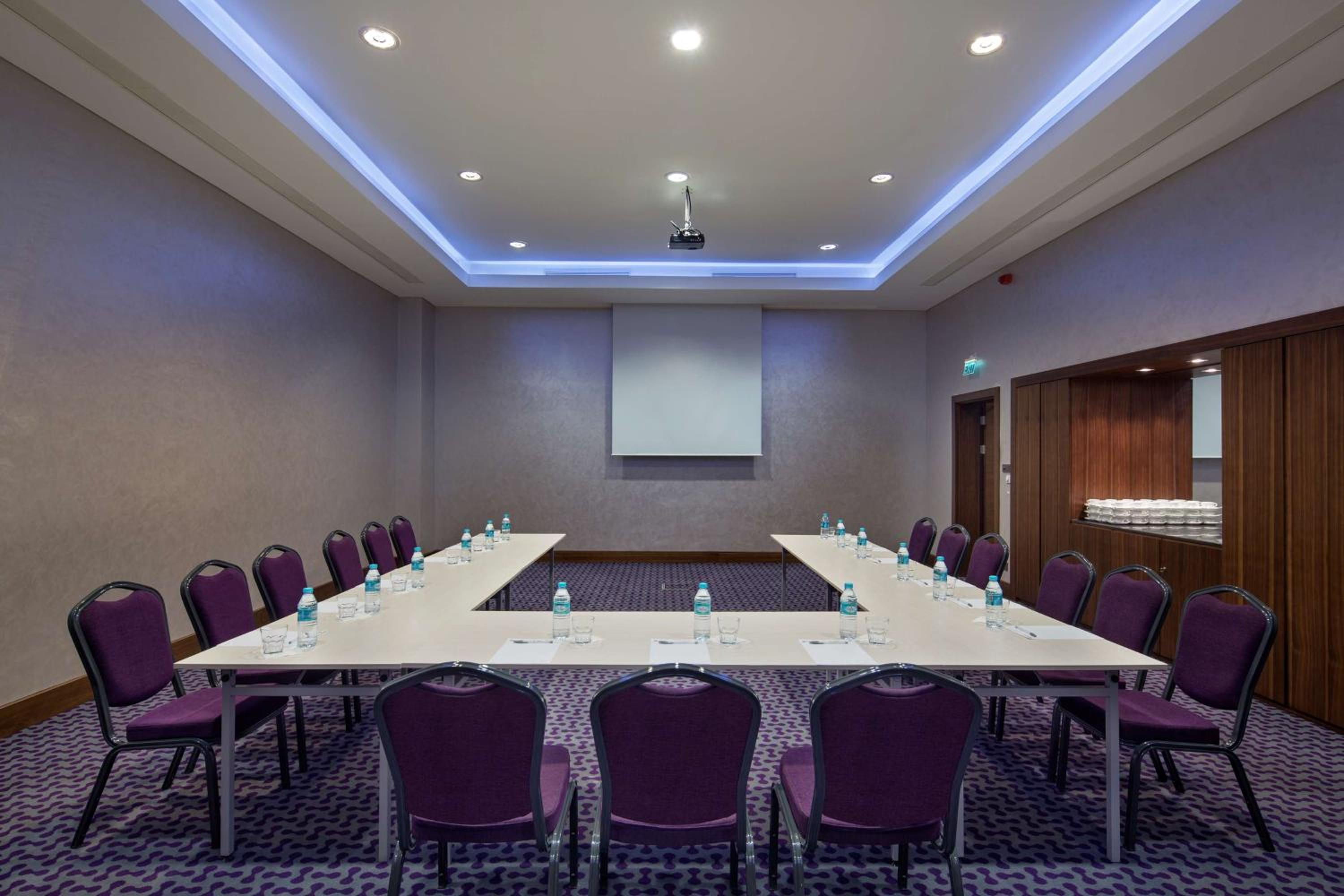 Hampton by Hilton Istanbul Kayasehir - Image 49