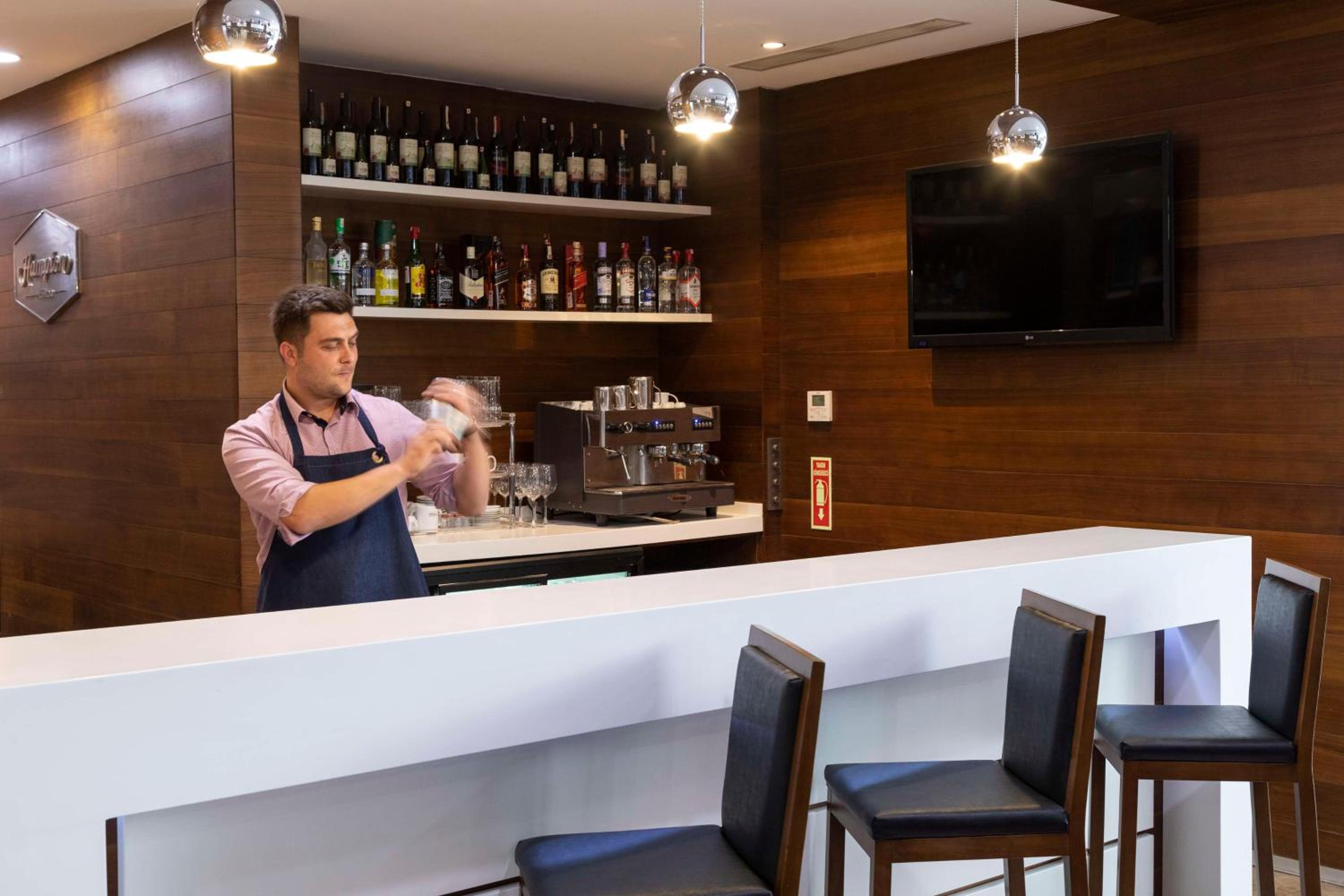 Hampton by Hilton Istanbul Kayasehir - Image 60