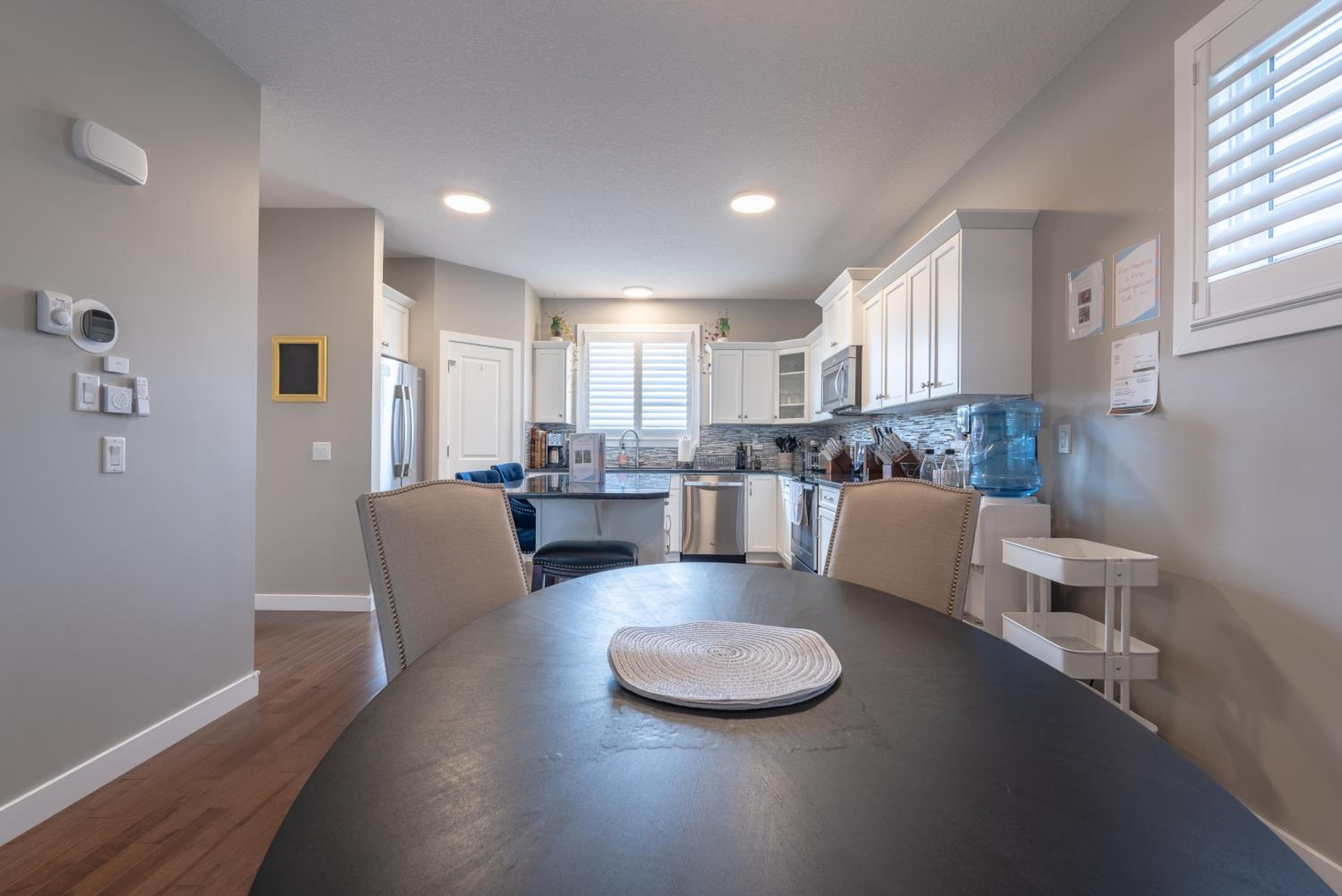 3 Bedroom Luxury Home With Office & Theatre