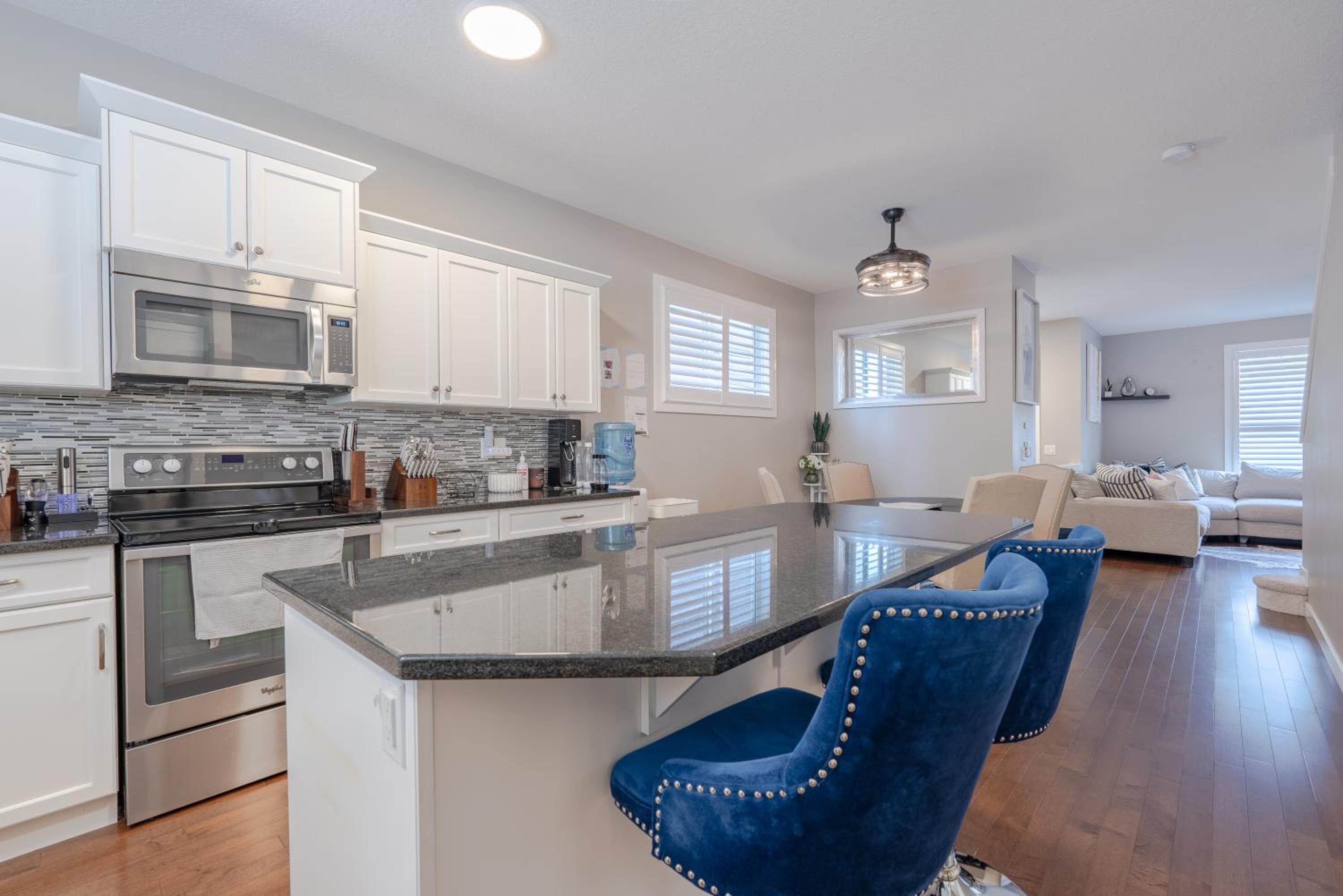 3 Bedroom Luxury Home With Office & Theatre