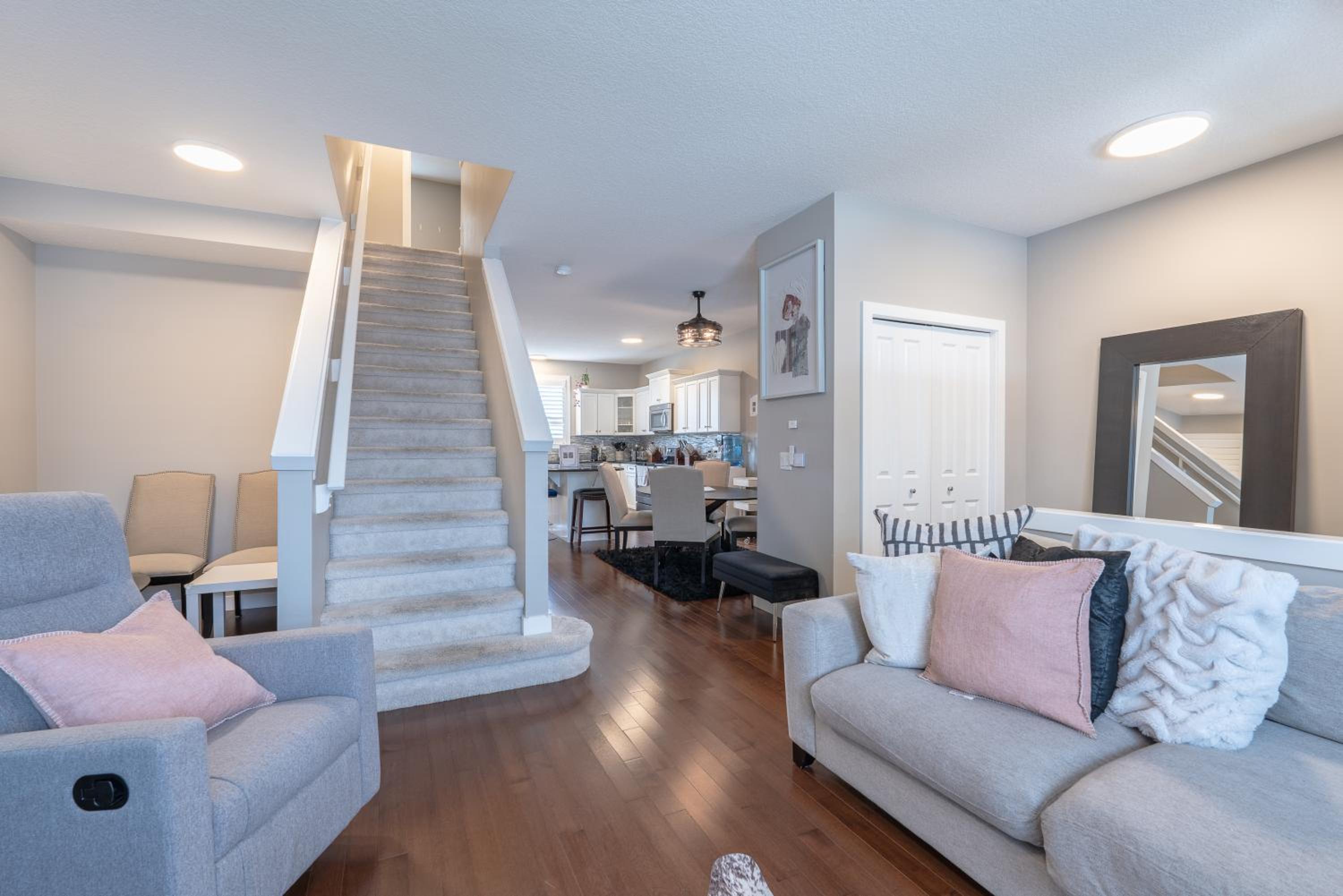 3 Bedroom Luxury Home With Office & Theatre