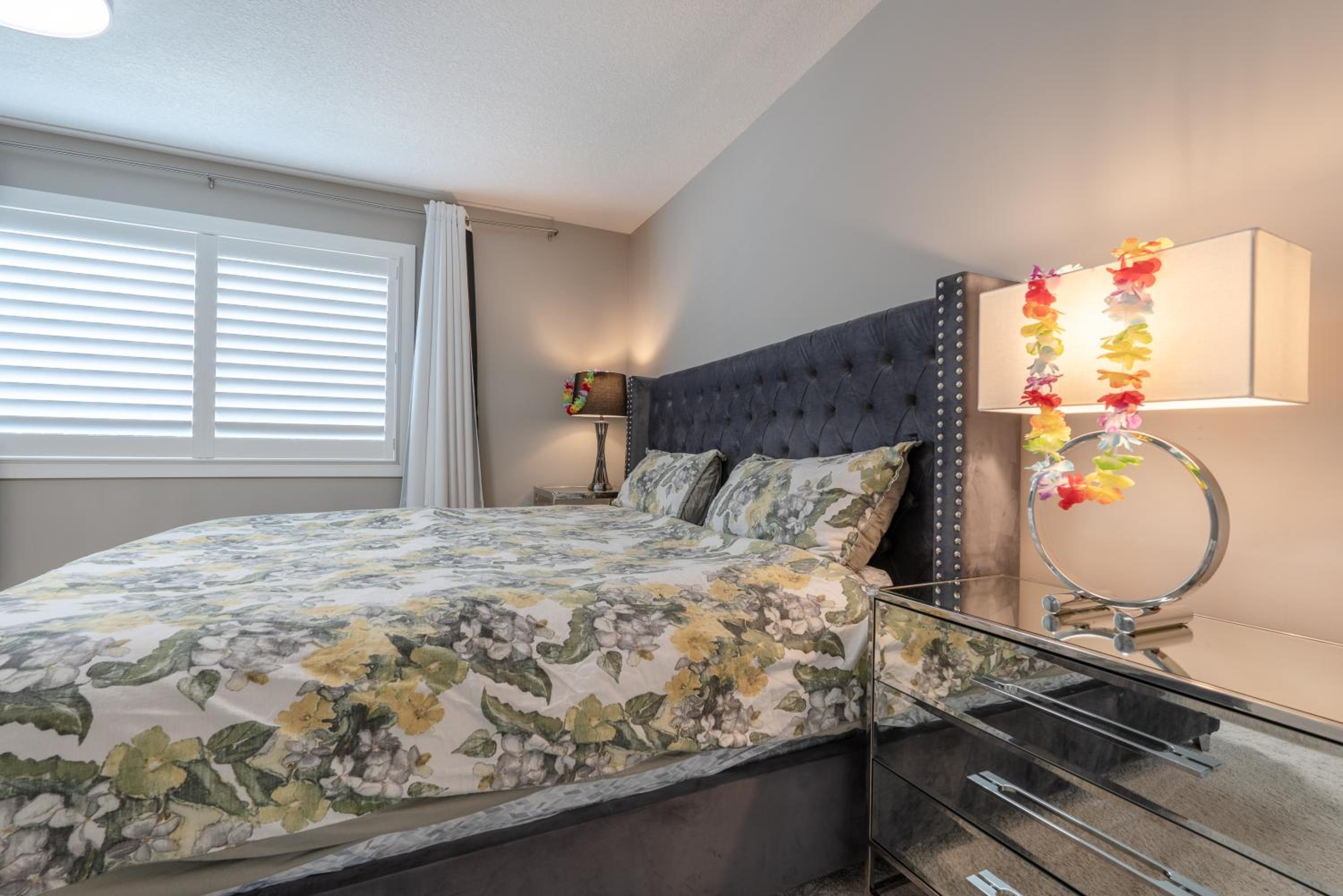 3 Bedroom Luxury Home With Office & Theatre
