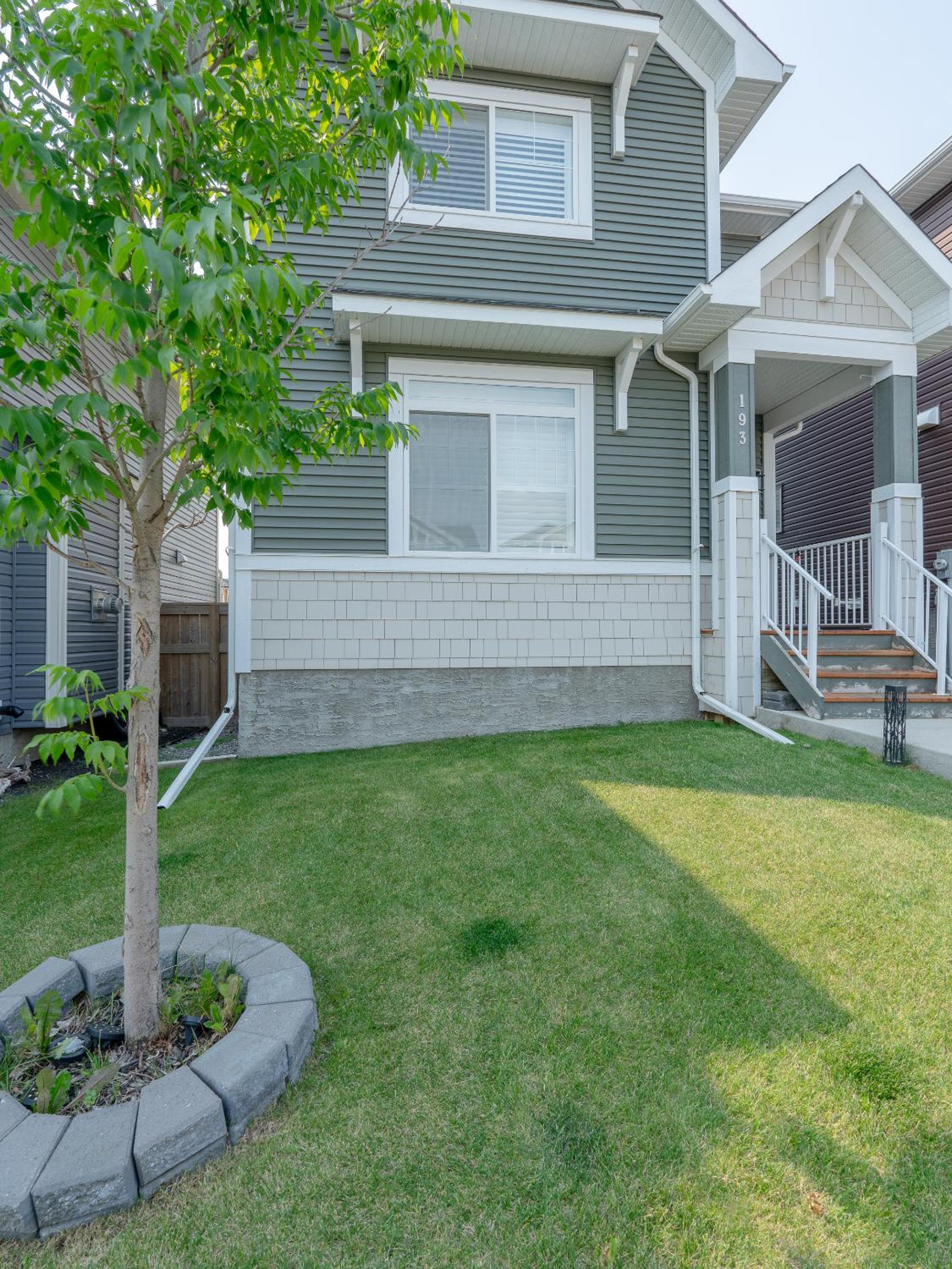 3 Bedroom Luxury Home With Office & Theatre