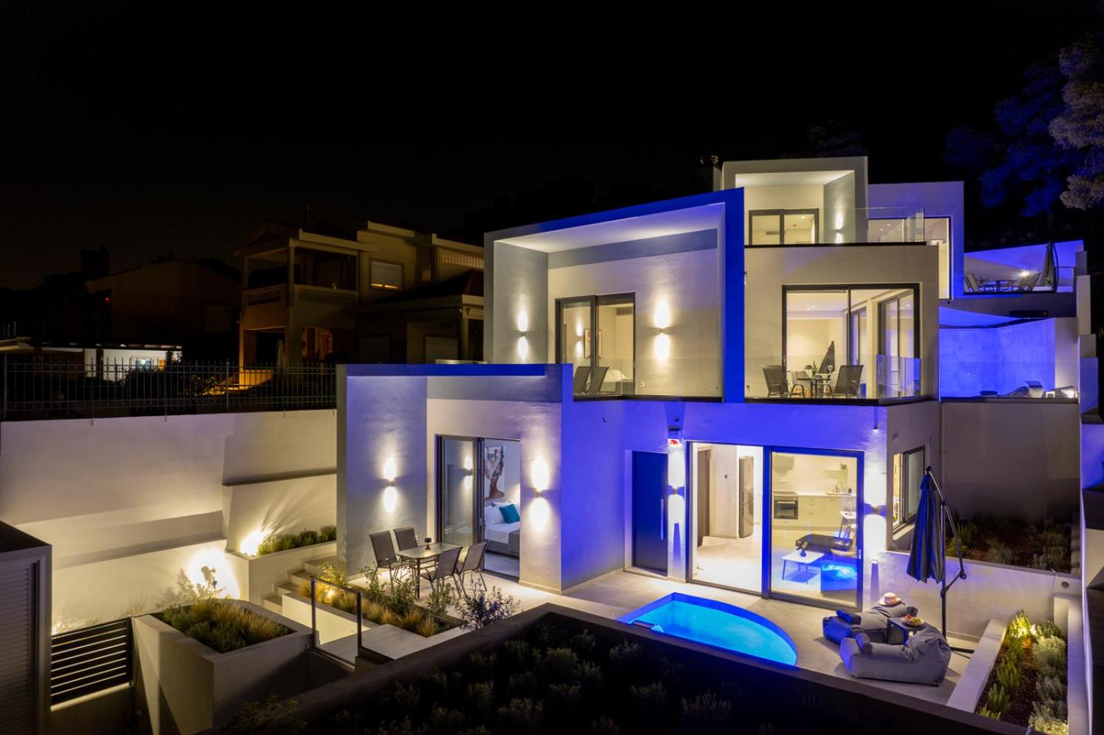 White Cliff Luxury Suites view 5
