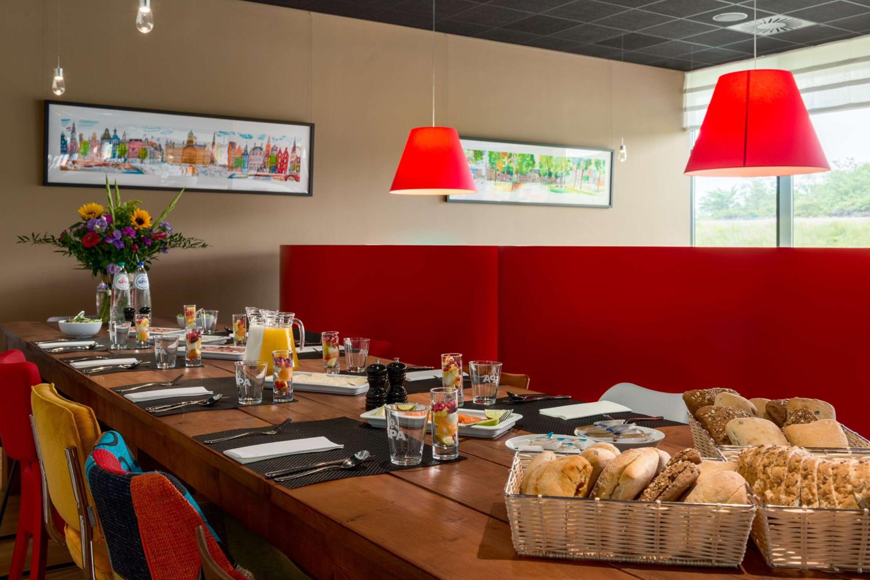 Leiden Vacations - Hilton Garden Inn Leiden - Property Image 3