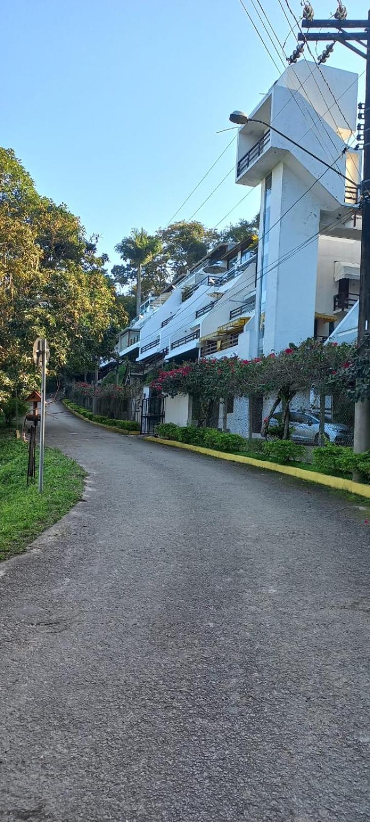 Apartamento Ubatuba Vista para o Mar