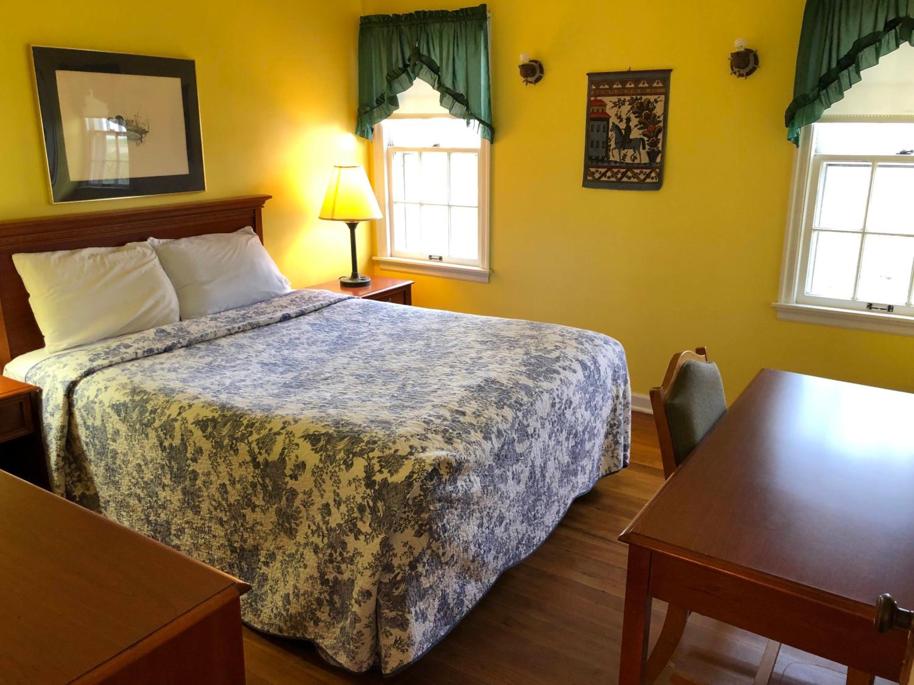 Plantation Motel