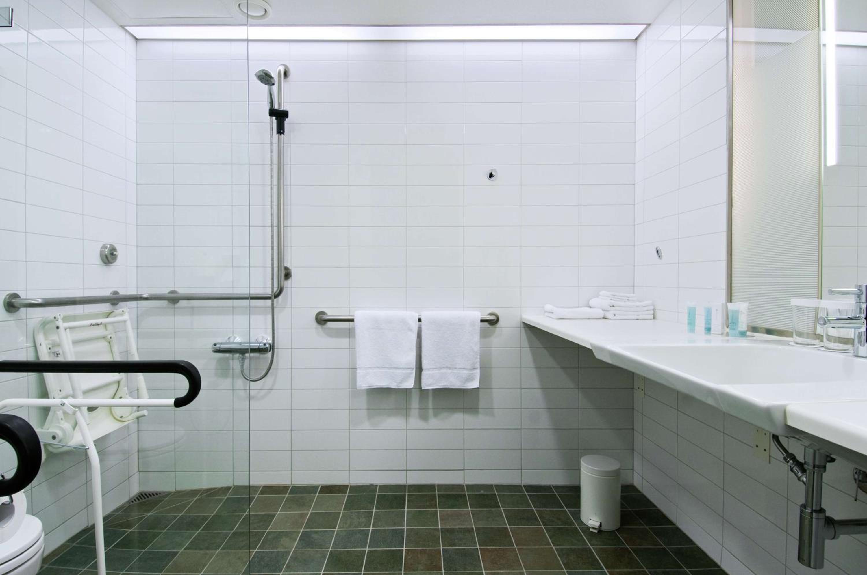 Vantaa Vacations - Hilton Helsinki Airport - Property Image 4