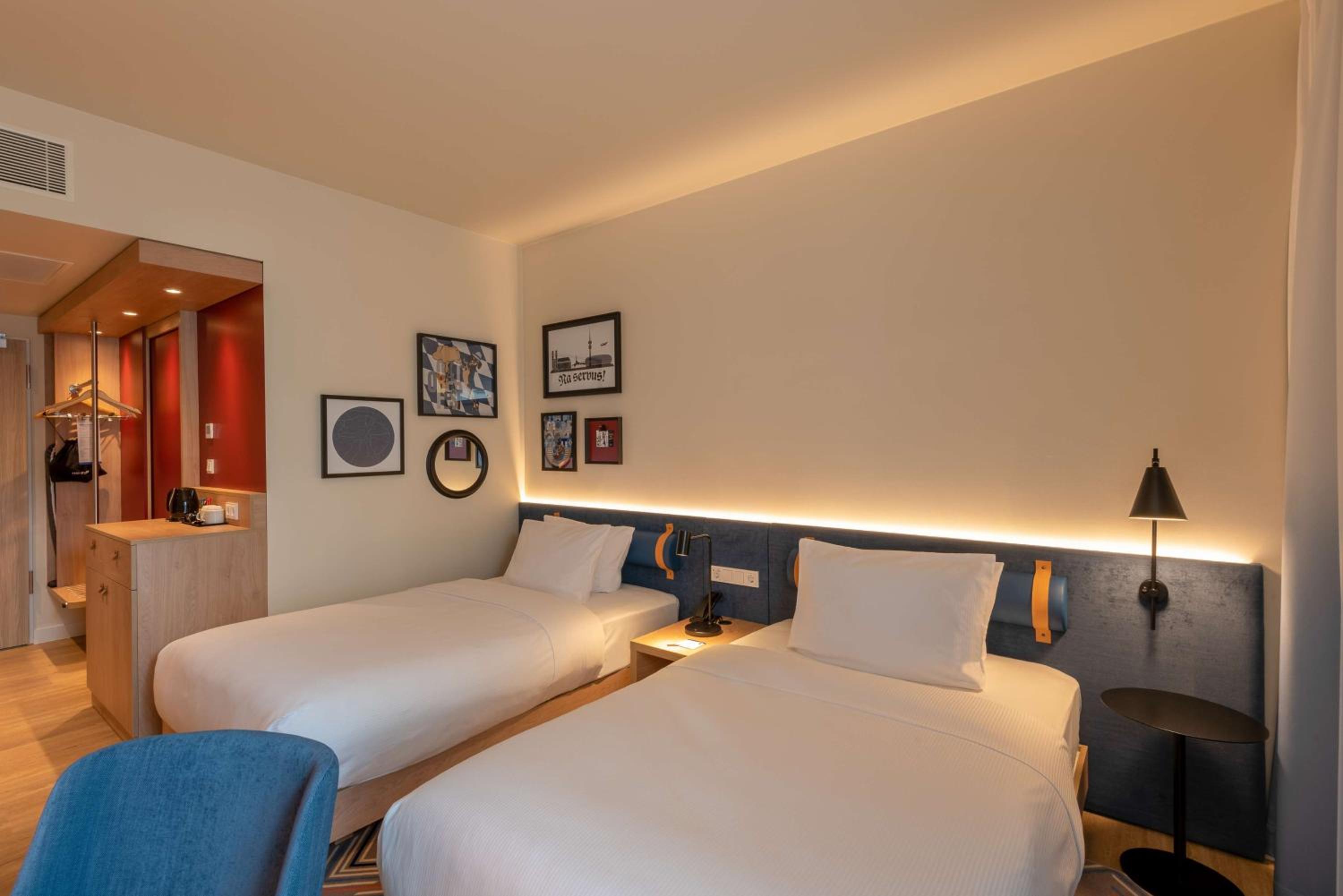 Munich Vacations - Hampton By Hilton Munich City North - Property Image 40