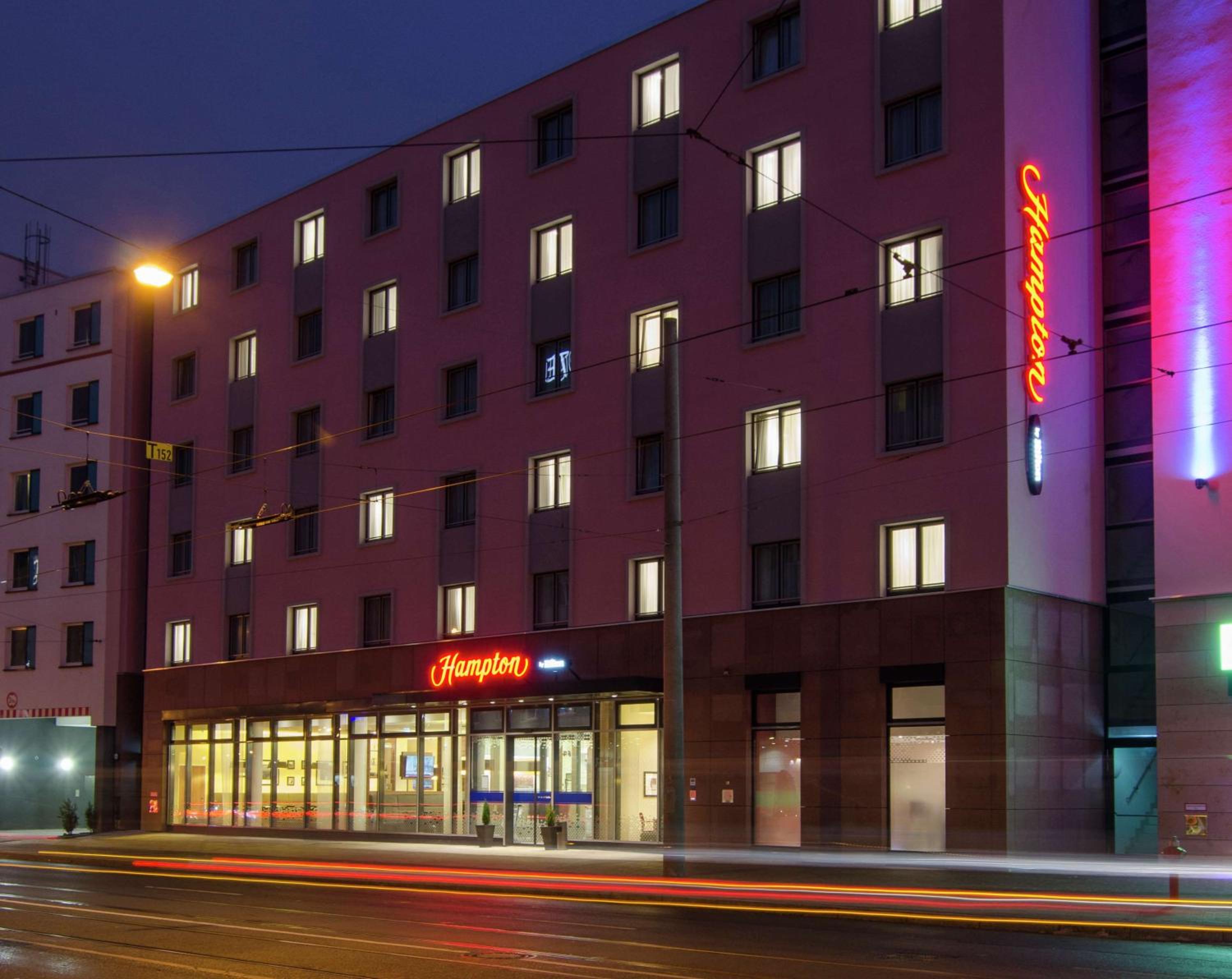 Hotel Hampton by Hilton Nürnberg City Center - Image 1