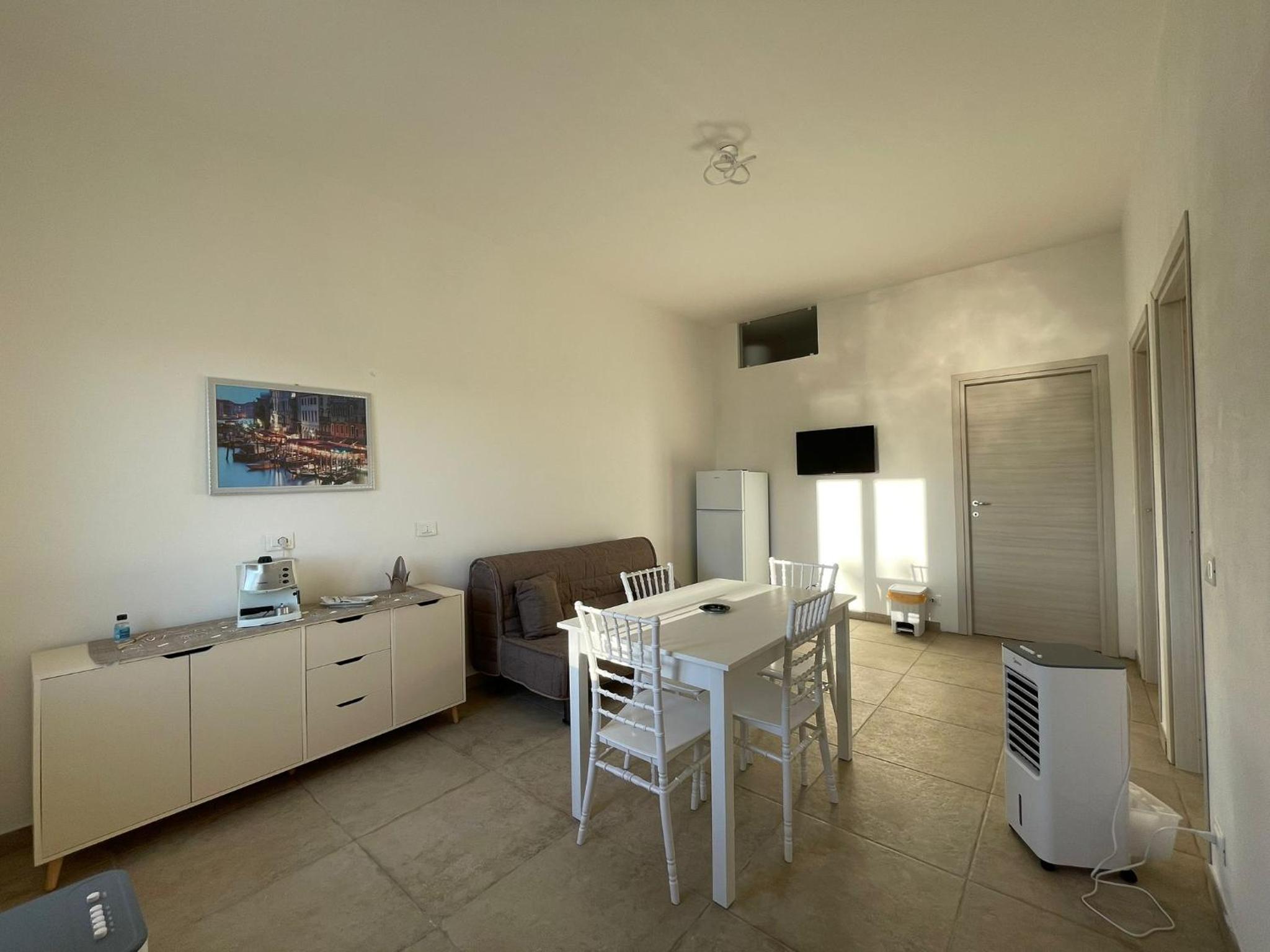 Case Perrone view 4
