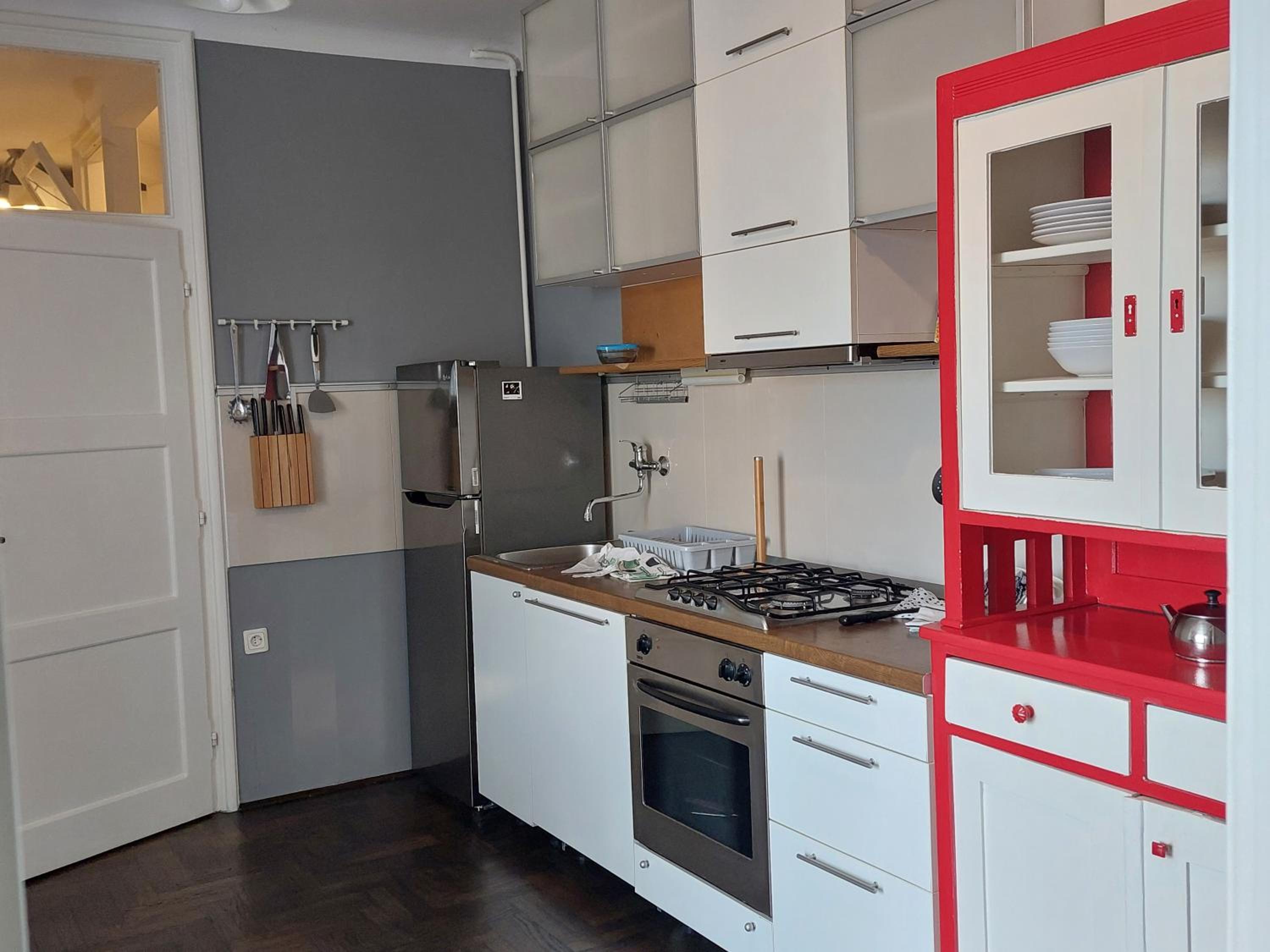 Apartment Hideaway