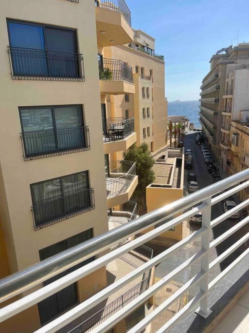 Seafront Two Bedroom Apartment photo 4
