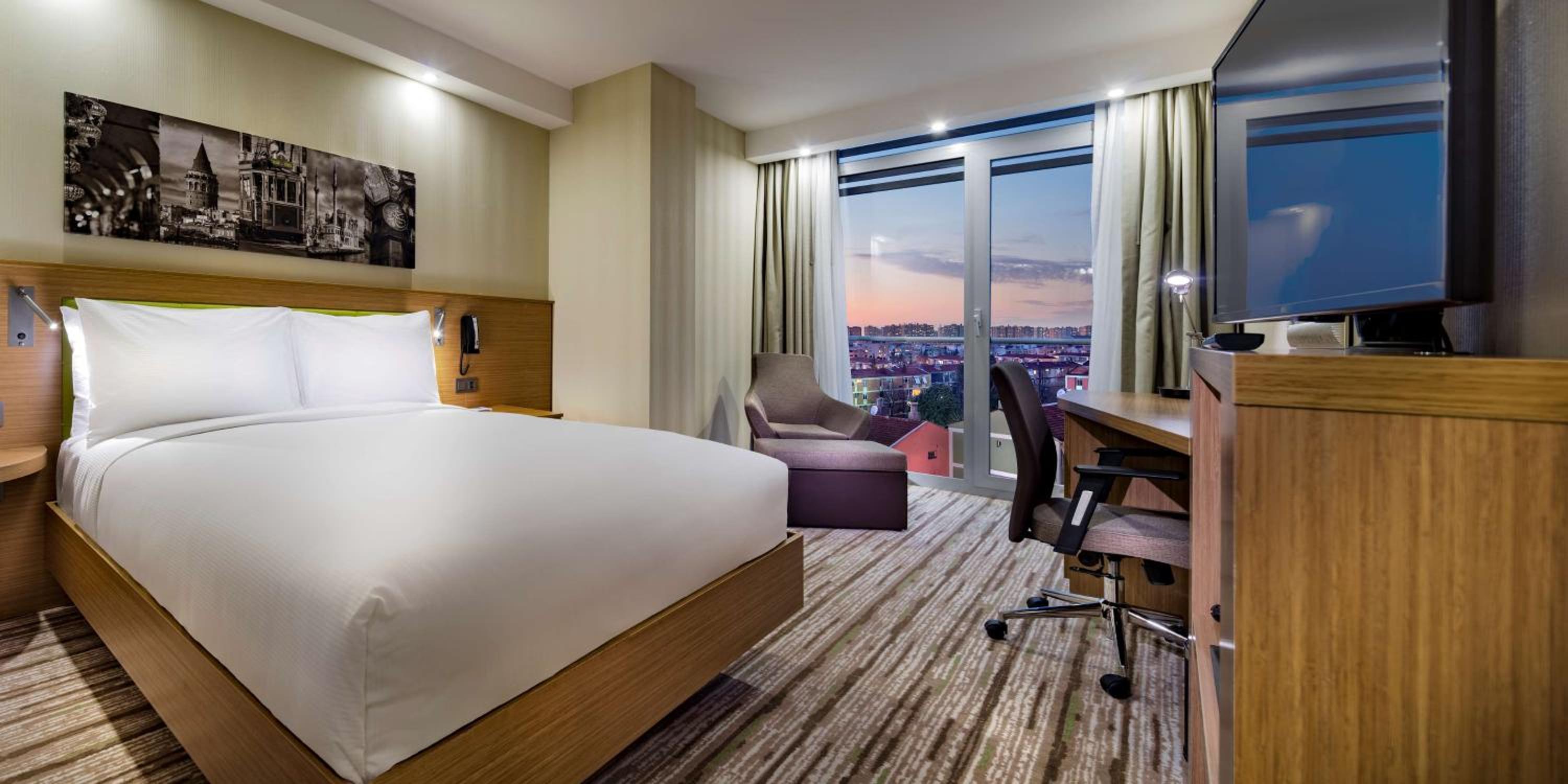 Hampton by Hilton İstanbul Ataköy - Image 14