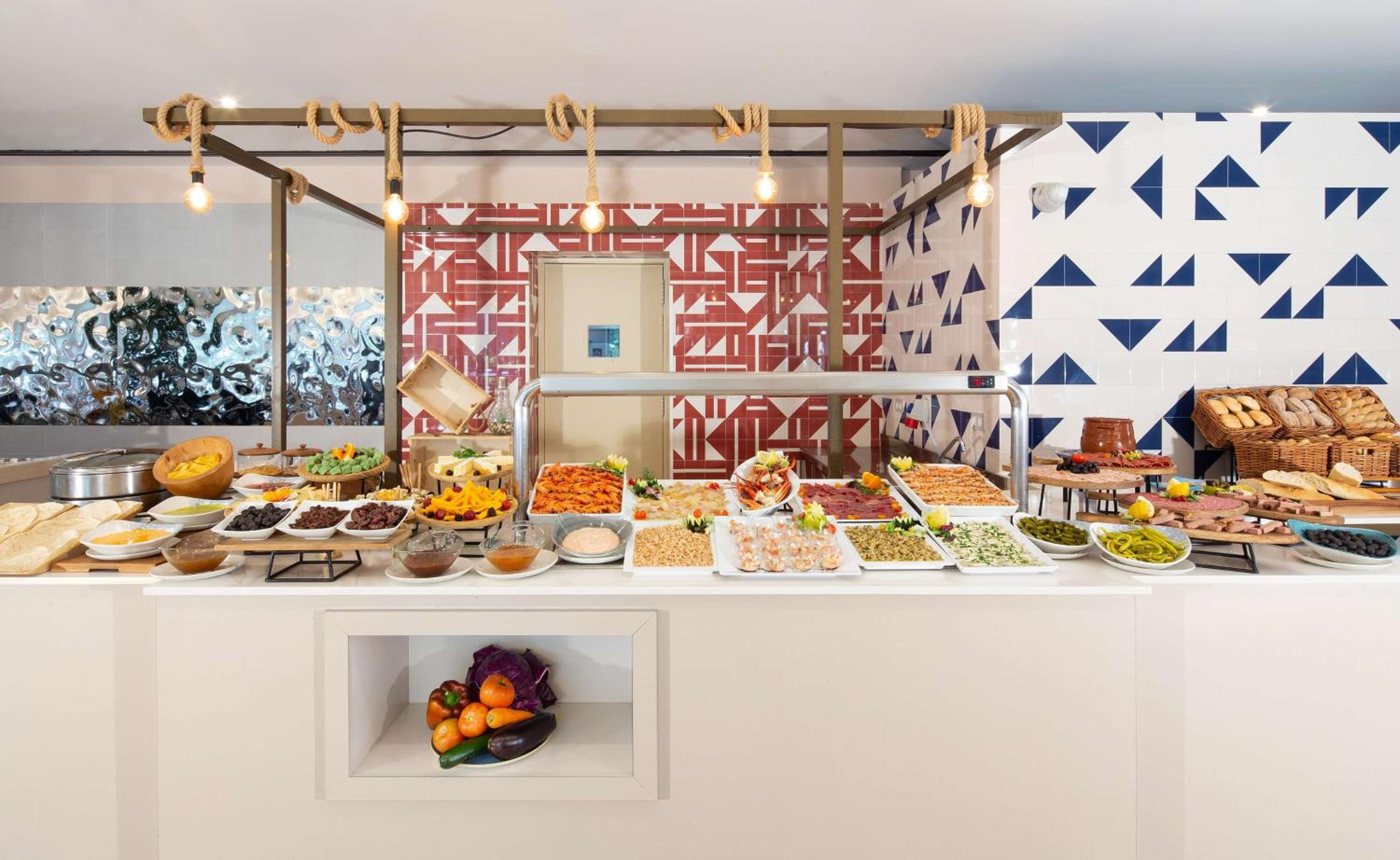DoubleTree by Hilton Islantilla Beach Golf Resort en Islantilla — dining