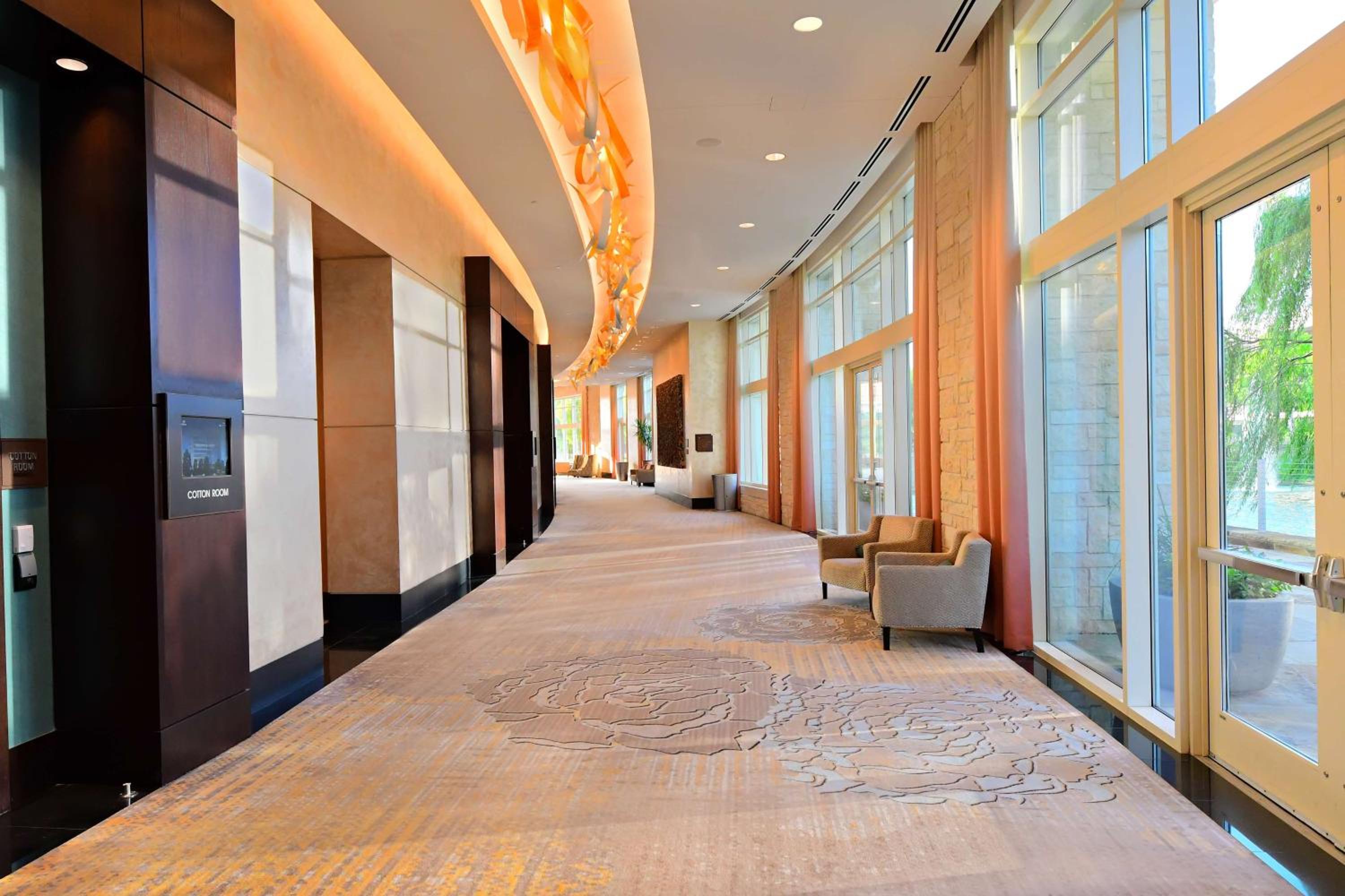 Hilton Dallas/Plano Granite Park - Property Image 19