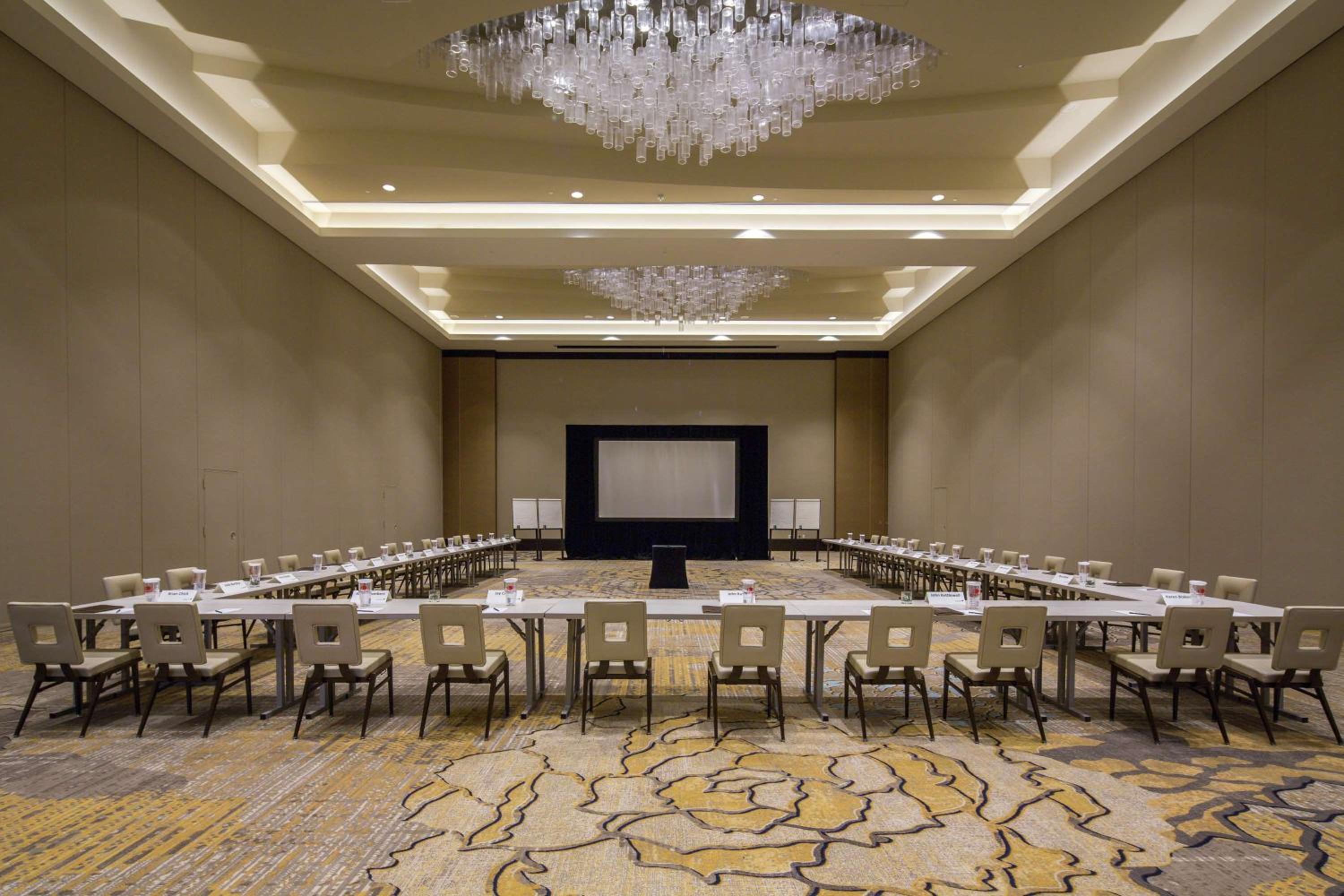 Hilton Dallas/Plano Granite Park - Property Image 37
